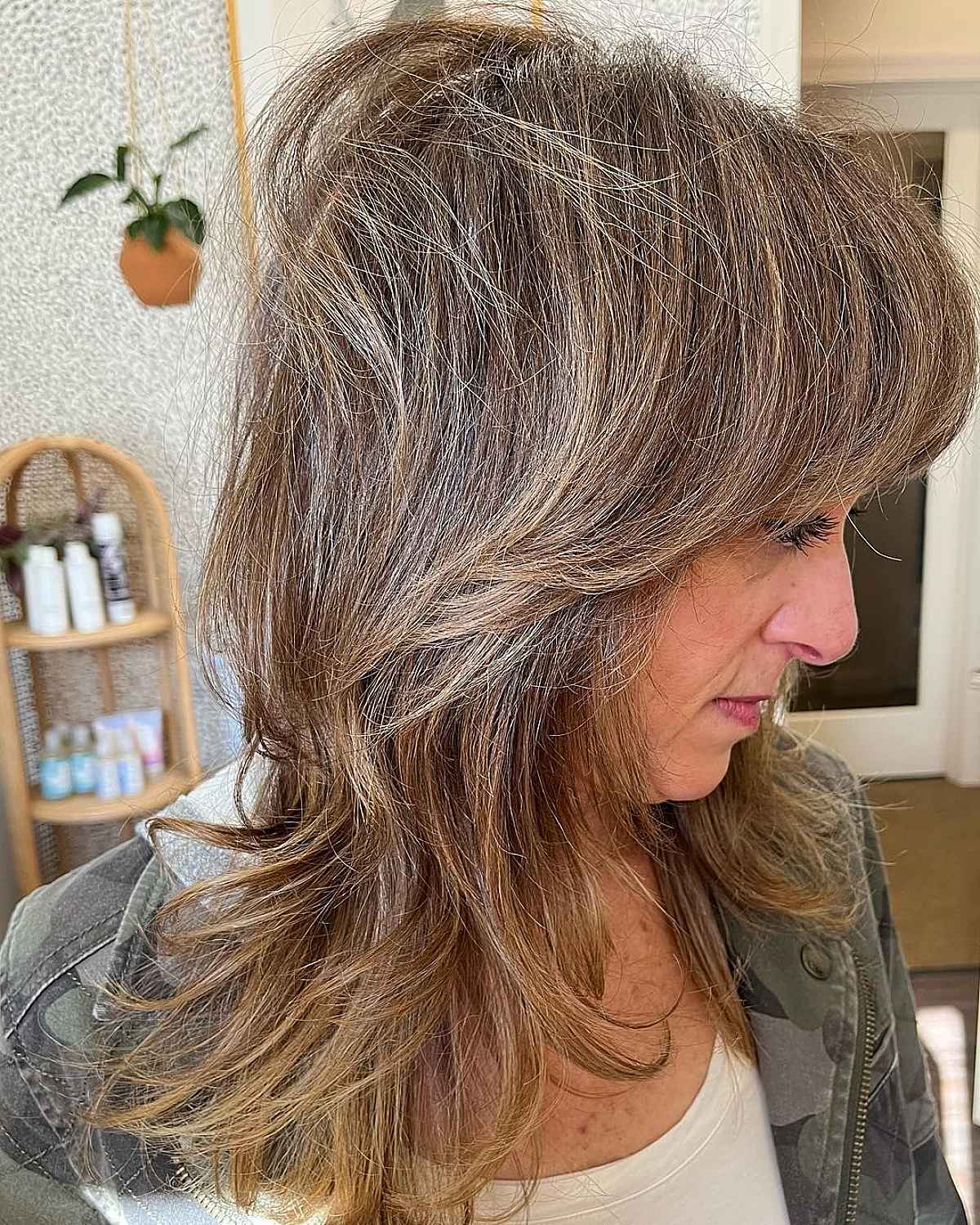 Long Layers for Medium Hair: 28 Styling & Cutting Tips