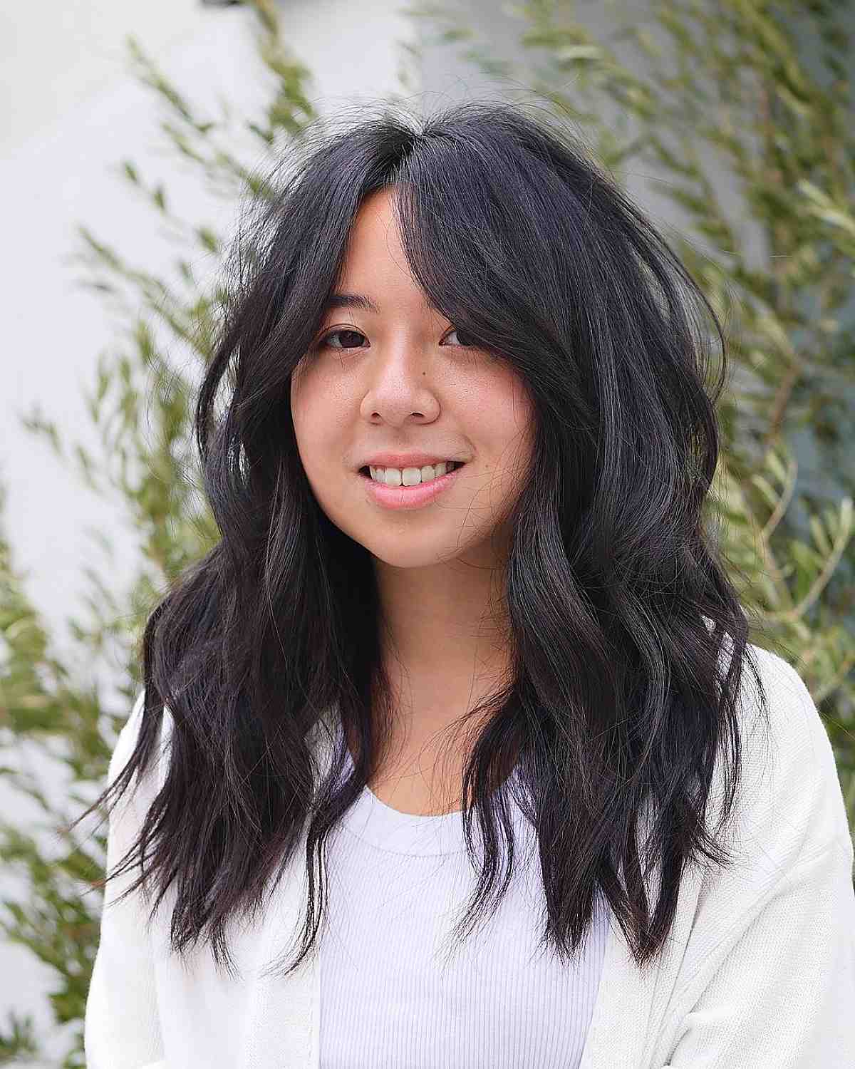 Trending Medium-Long Hairstyles for 2026: Styles & Tips