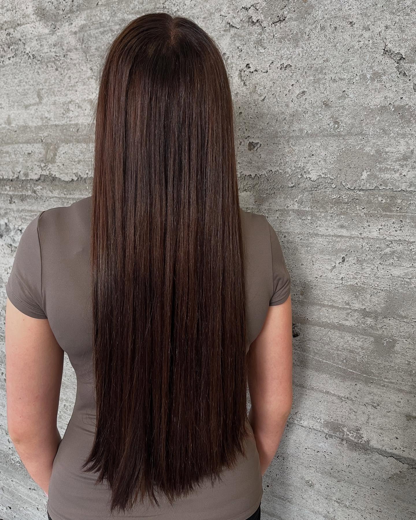 25 Stunning Long Straight Brown Hairstyles for 2026 | Hair Inspiration