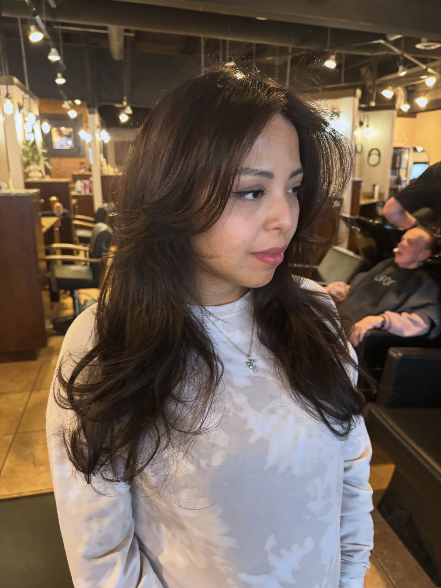 Long Layered Hairstyles with Curtain Bangs: Trends & Styling Tips for 2026