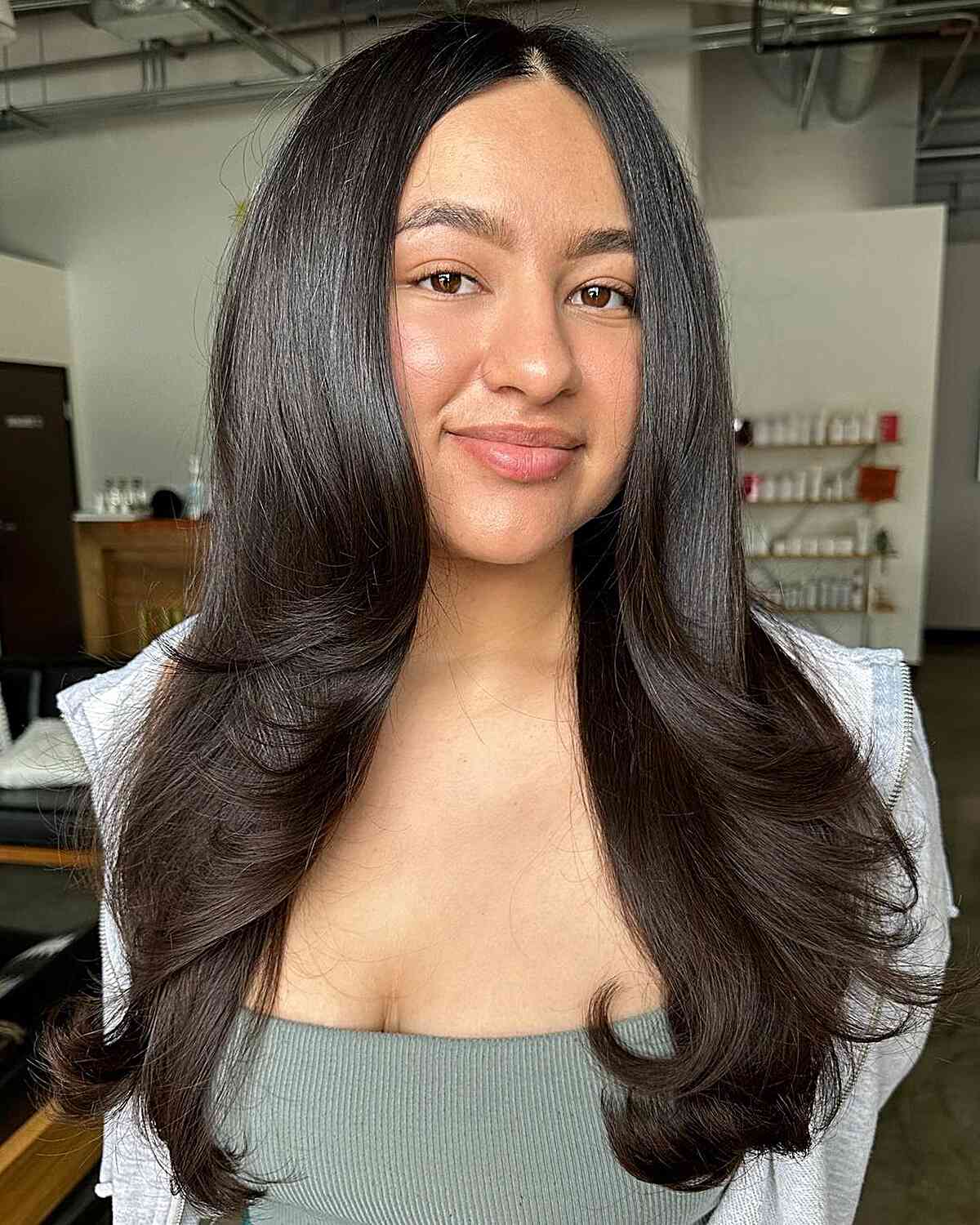 Long Hair Feathered Cuts: 29 Stunning Styles & Expert Tips