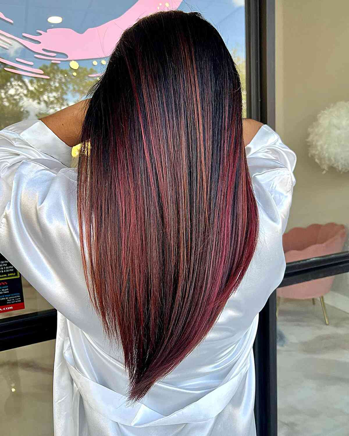 V-Cut Haircuts: 41 Stunning Ideas for a Modern V-Shaped Look