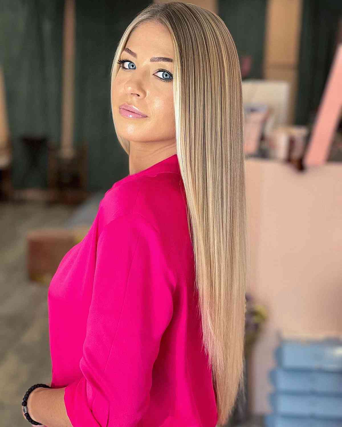 V-Cut Haircuts: 41 Stunning Ideas for a Modern V-Shaped Look