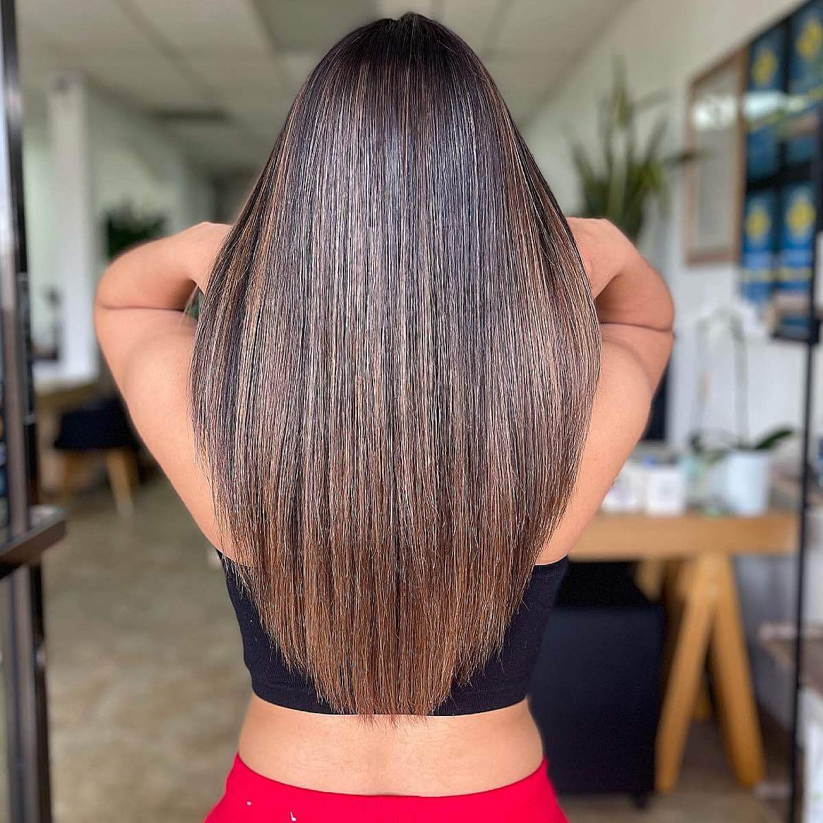 V-Cut Haircuts: 41 Stunning Ideas for a Modern V-Shaped Look