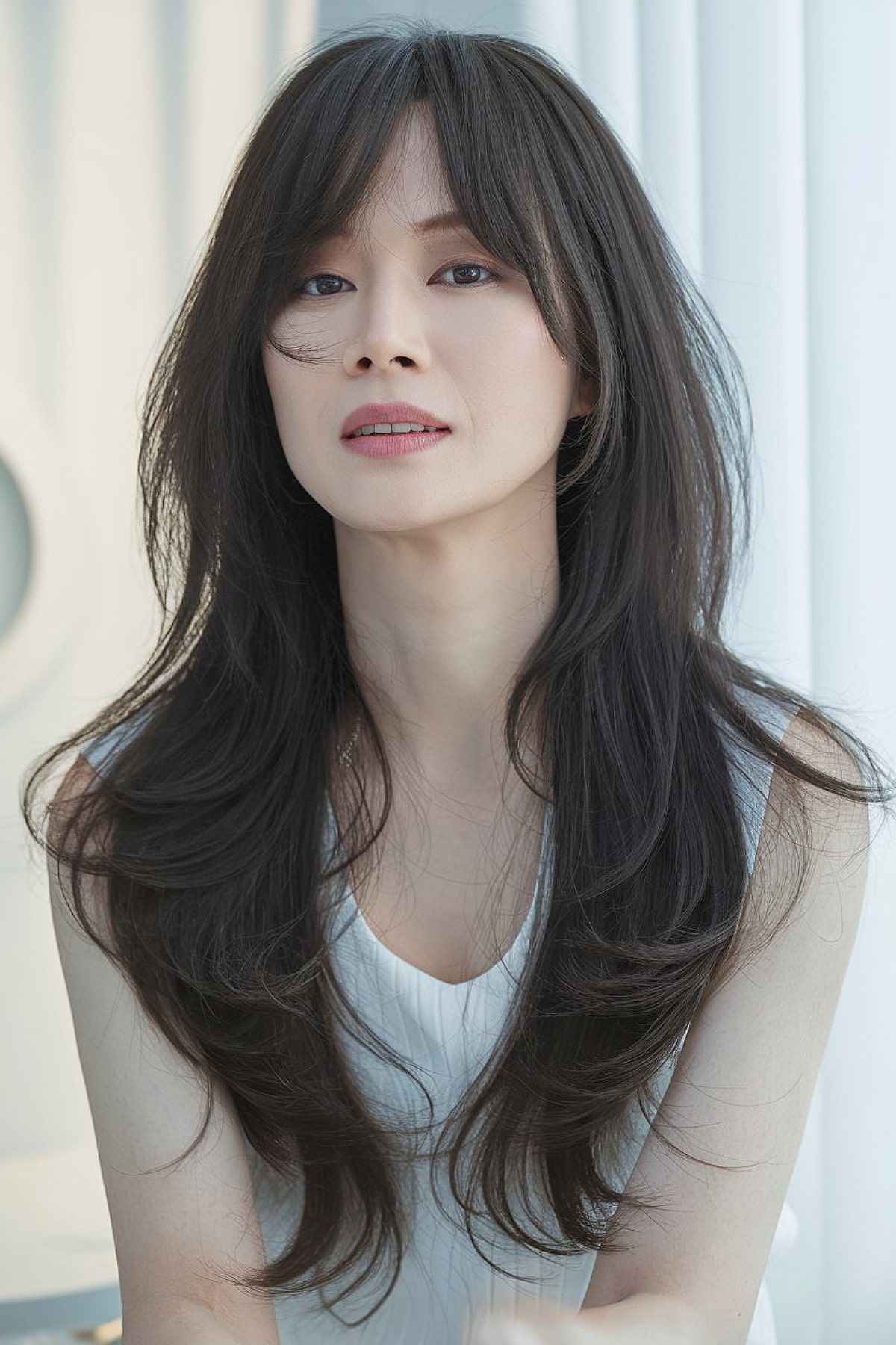 26 Stunning Long Hairstyles for Asian Women in 2024 | Hair Care & Styling