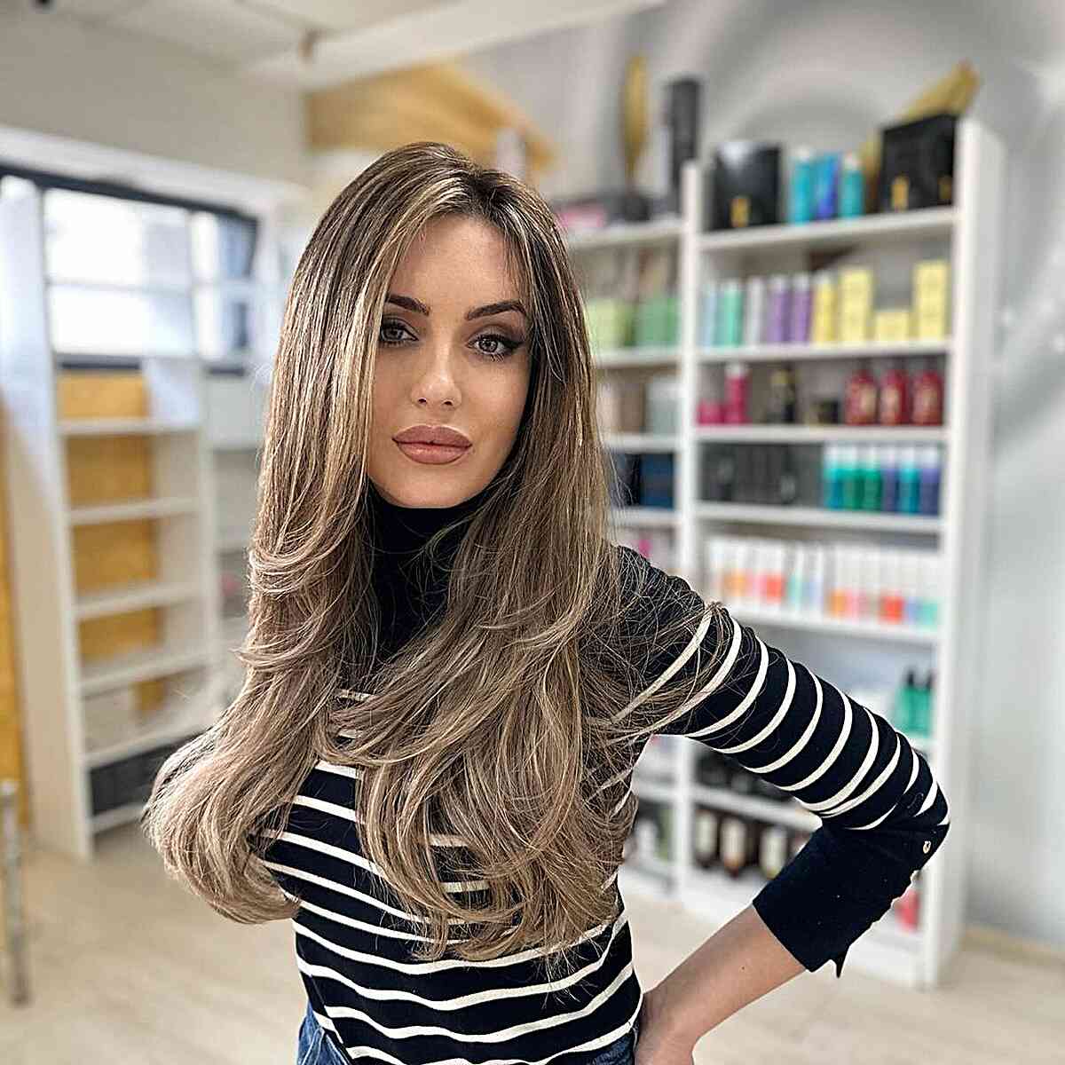 Long Layered Haircuts for Straight Hair: Styles & Benefits