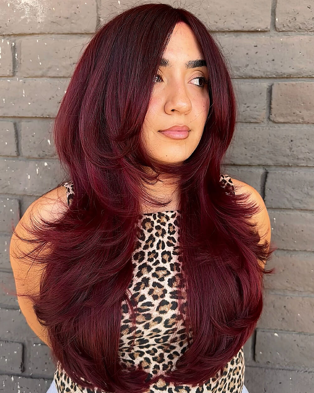 Long Layered Haircuts for Straight Hair: Styles & Benefits