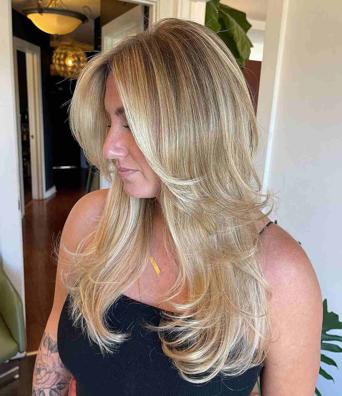 Long Layered Haircuts for Straight Hair: Styles & Benefits