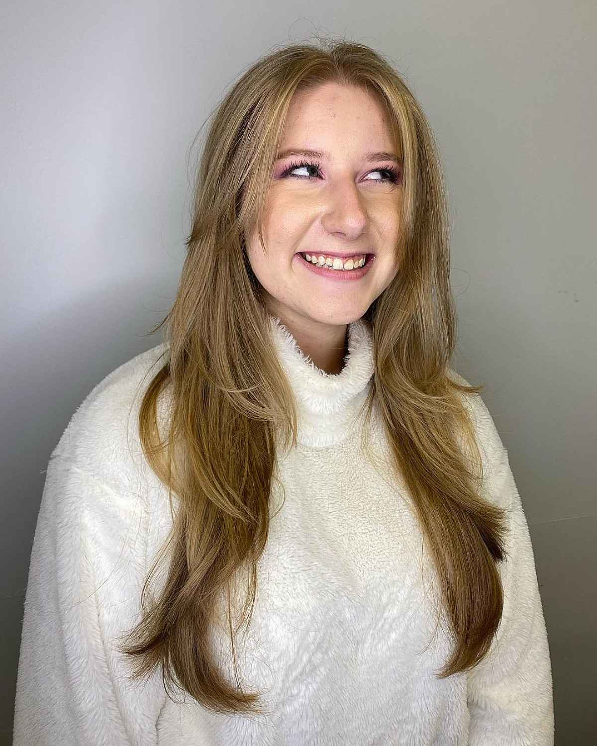 Long Layered Haircuts for Straight Hair: Styles & Benefits