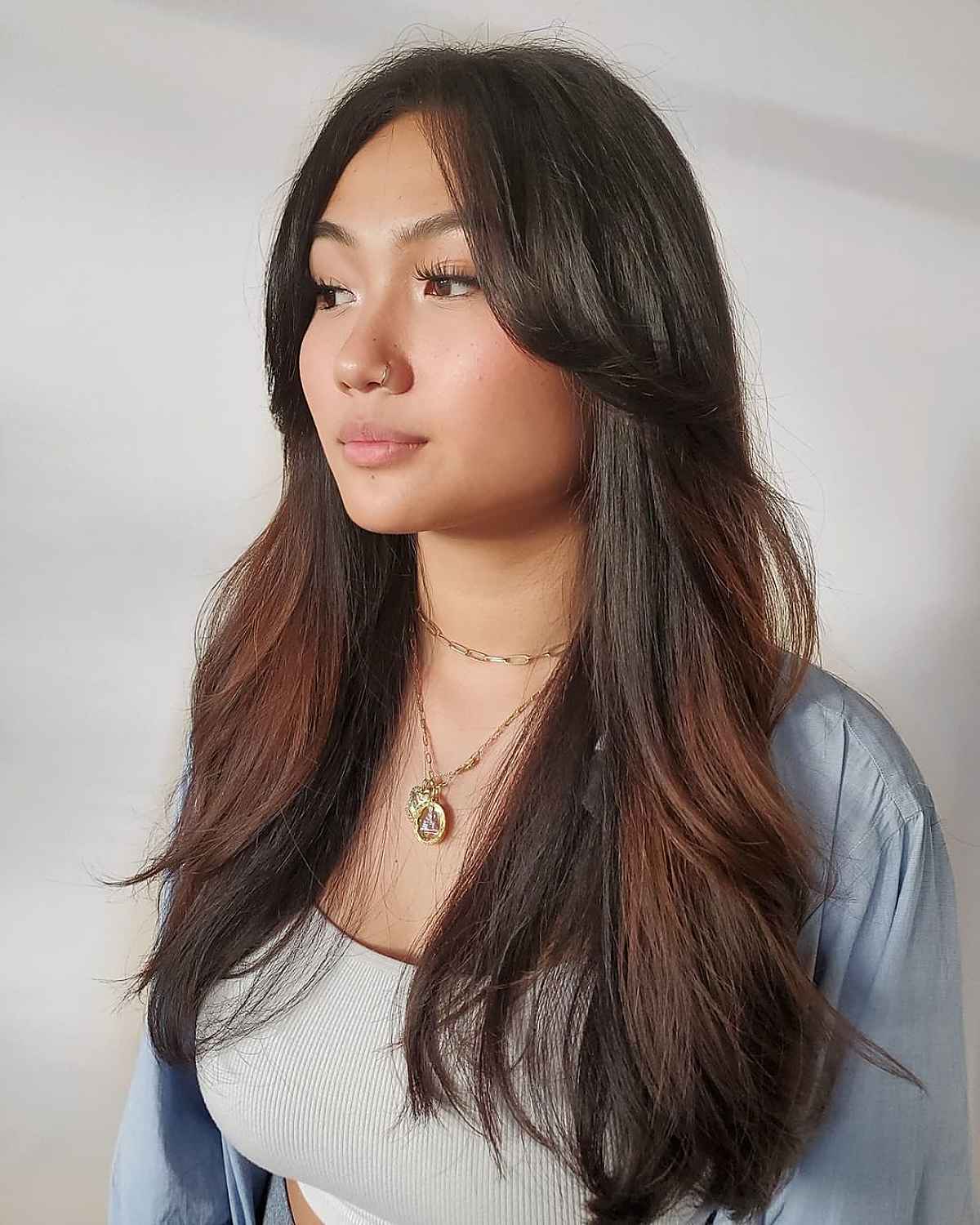 Long Hair with Curtain Bangs: 34 Stylish Ideas & Styling Tips