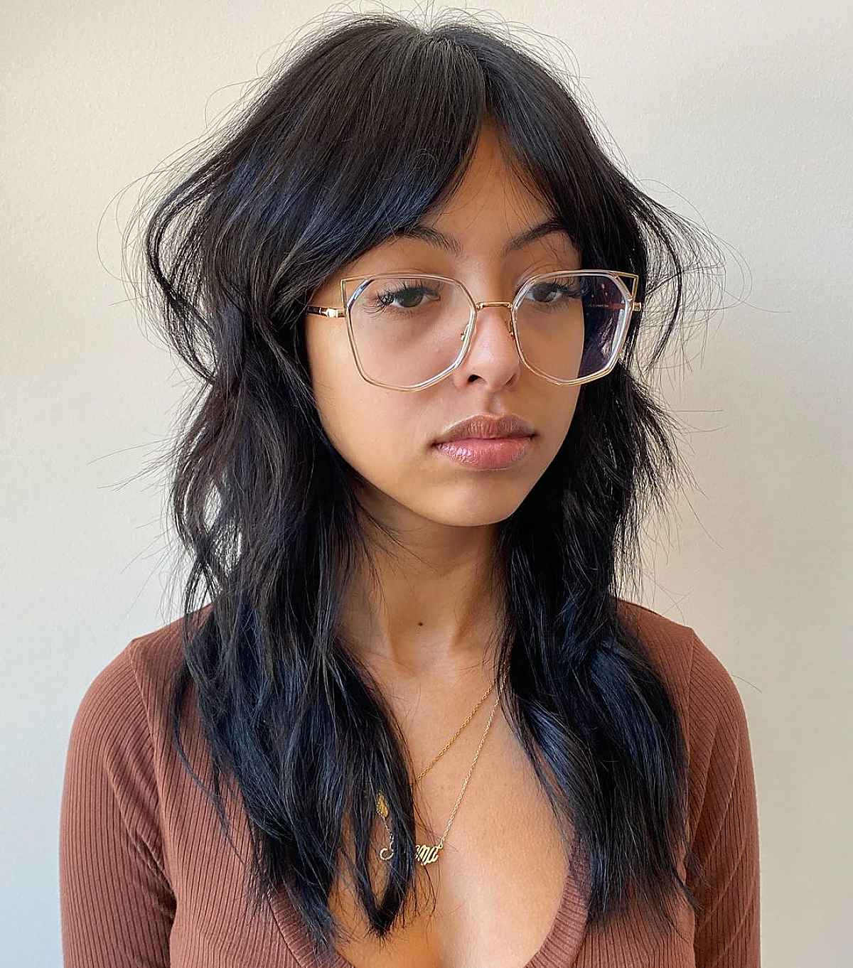 Long Hair with Curtain Bangs: 34 Stylish Ideas & Styling Tips