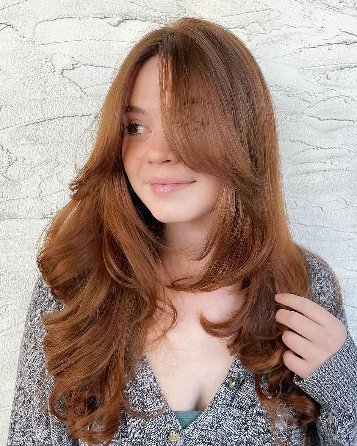 Long Hair with Curtain Bangs: 34 Stylish Ideas & Styling Tips