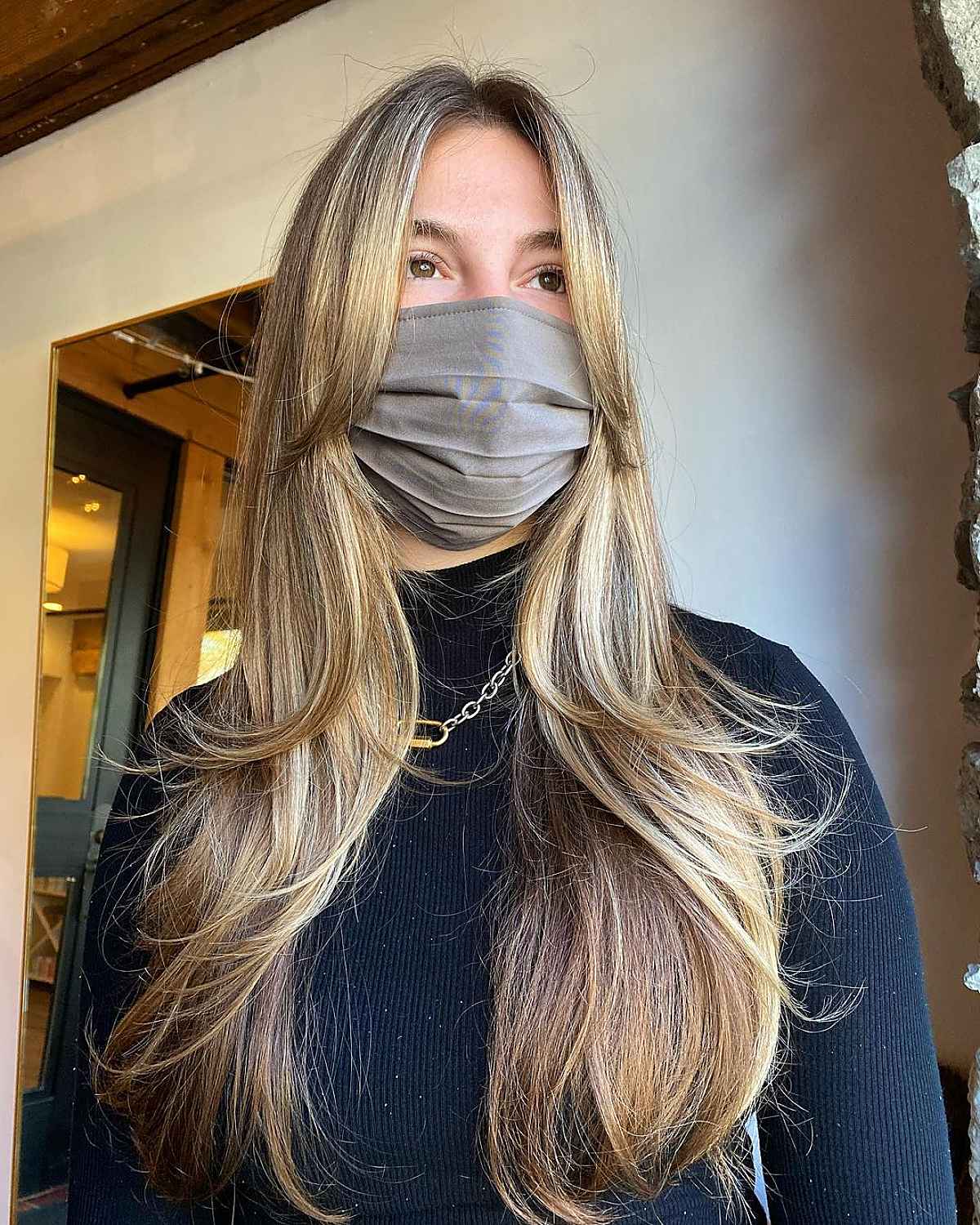 Long Hair with Curtain Bangs: 34 Stylish Ideas & Styling Tips