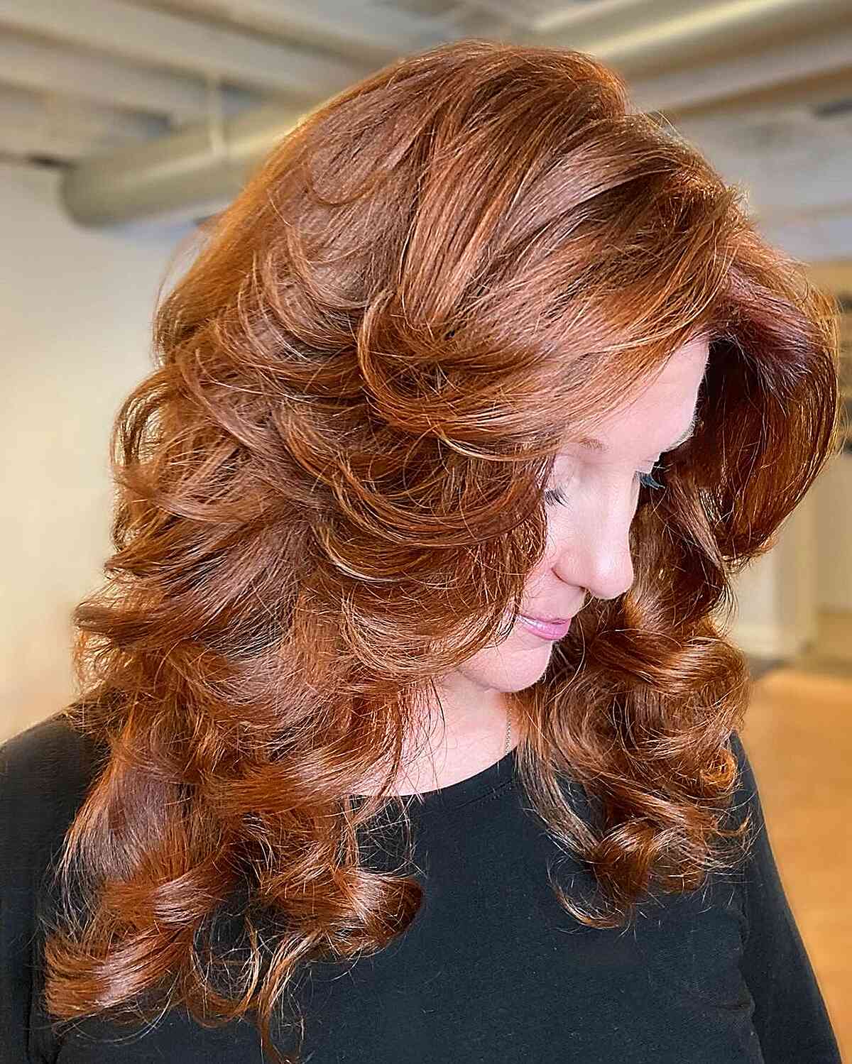 Feathered Haircuts for Medium Length: Styles & Maintenance | [Your Brand Name]