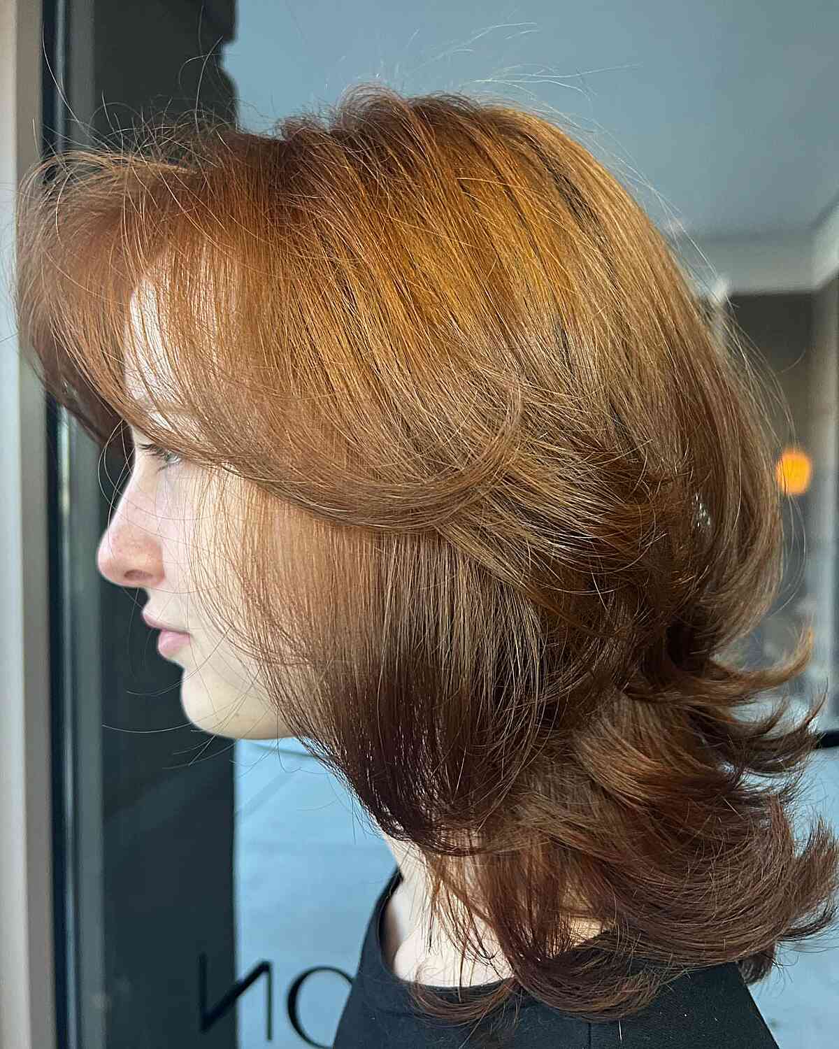 Feathered Haircuts for Medium Length: Styles & Maintenance | [Your Brand Name]