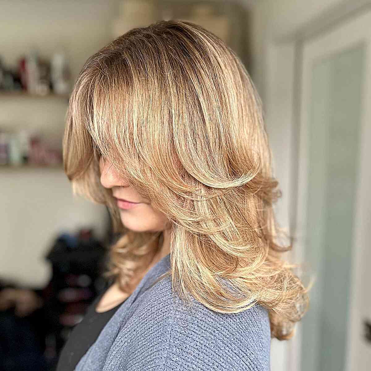 Feathered Haircuts for Medium Length: Styles & Maintenance | [Your Brand Name]