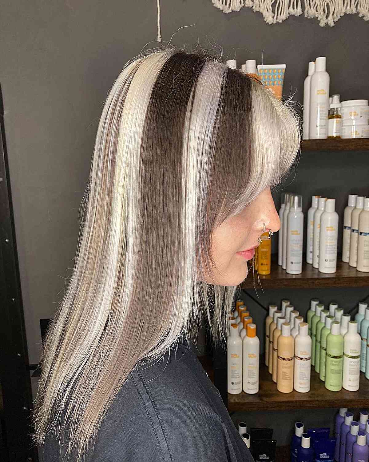 29 Skunk Stripe Hairstyles: Expert Tips & Inspiration