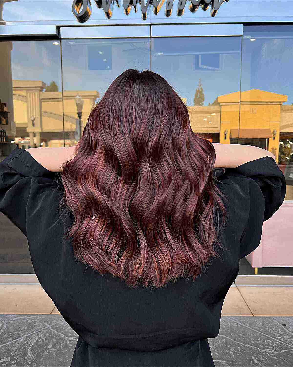 Cherry Cola Hair Color: 29 Stunning Examples & Styling Tips