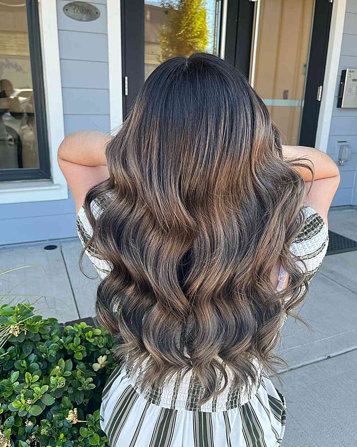 Mushroom Brown Balayage Hair Color: Stunning Ideas & Inspiration