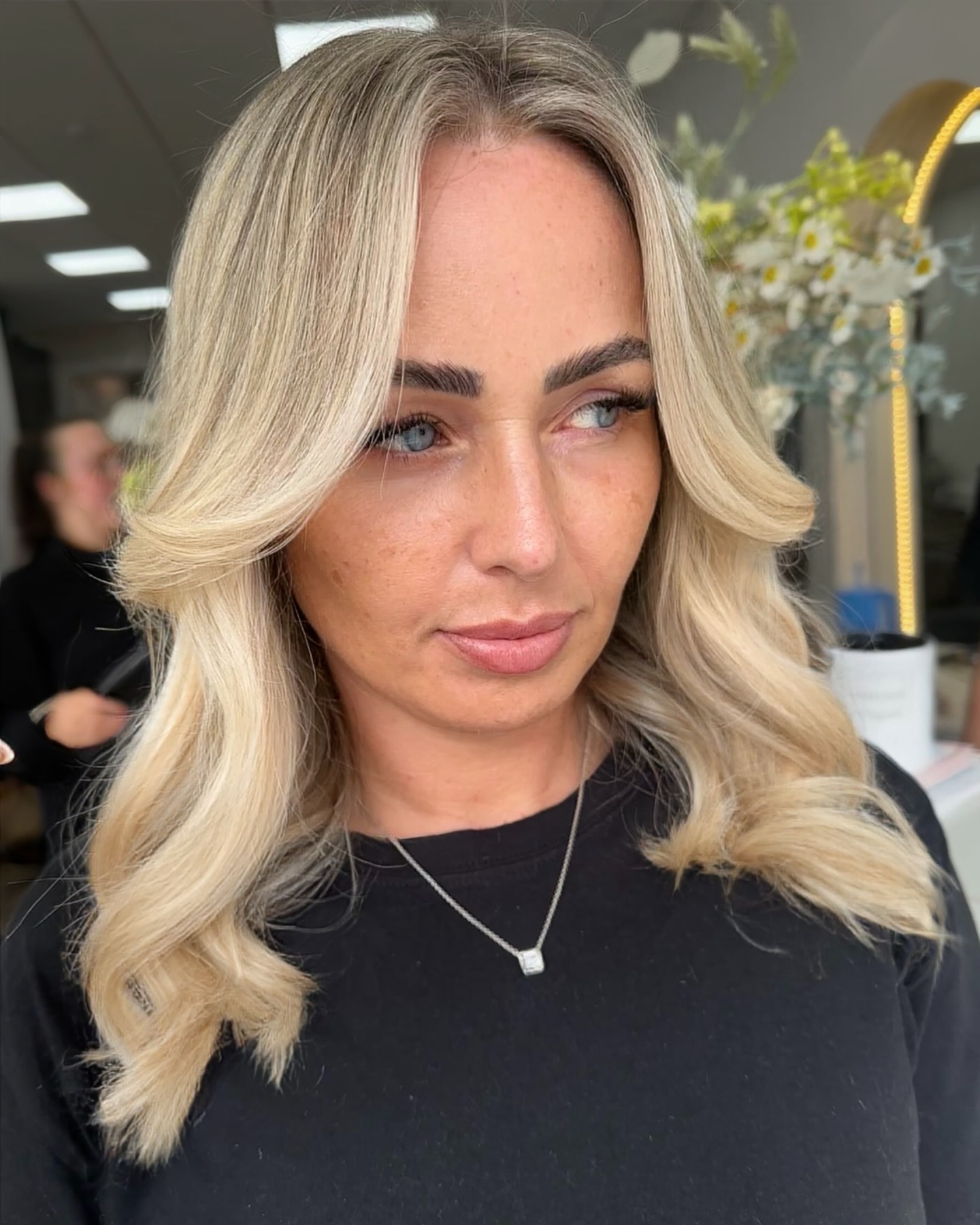 Vanilla Blonde Hair Ideas: Achieve Soft, Creamy Tones in 2026