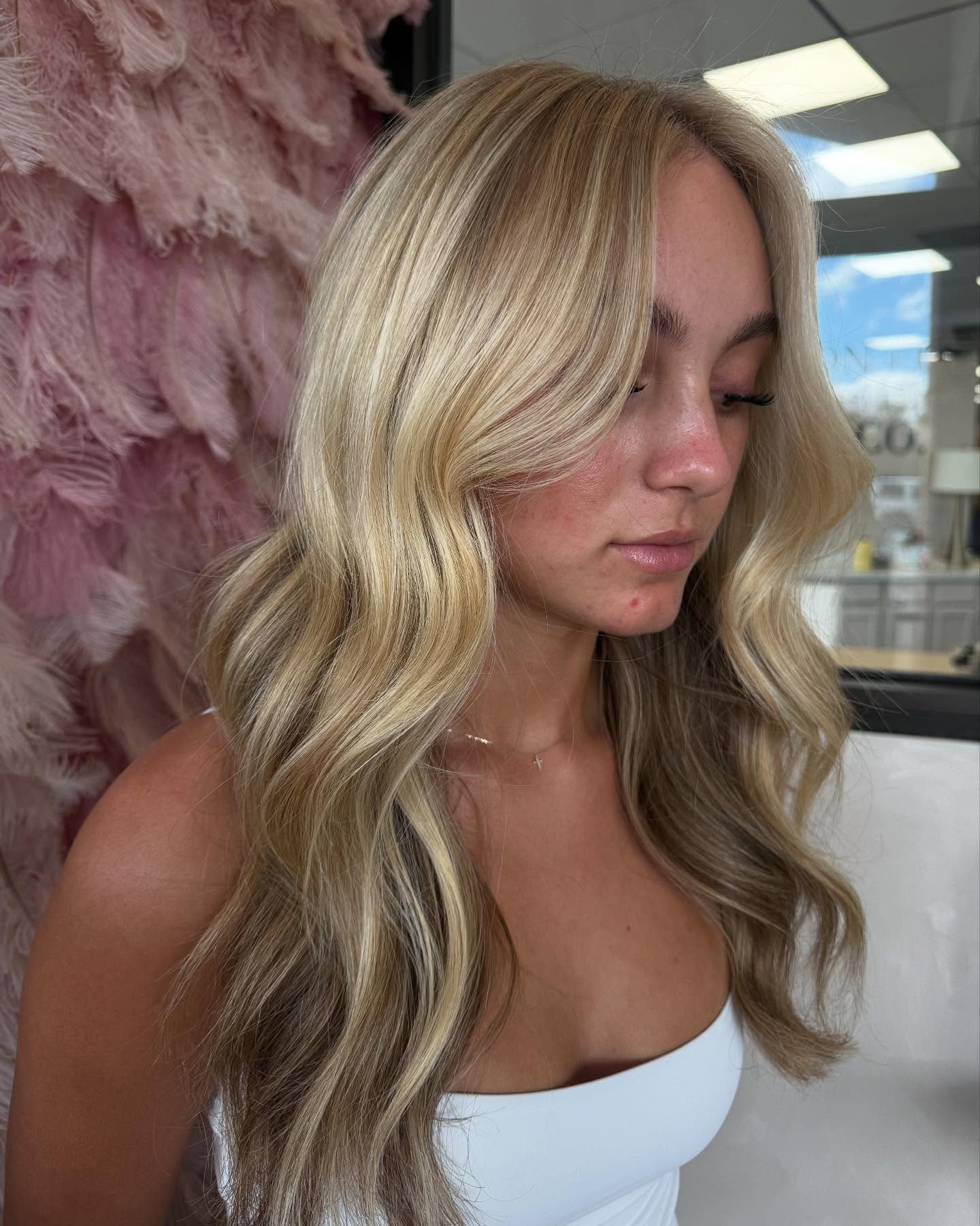 Warm Blonde Balayage: Stunning Ideas & Expert Tips for 2024