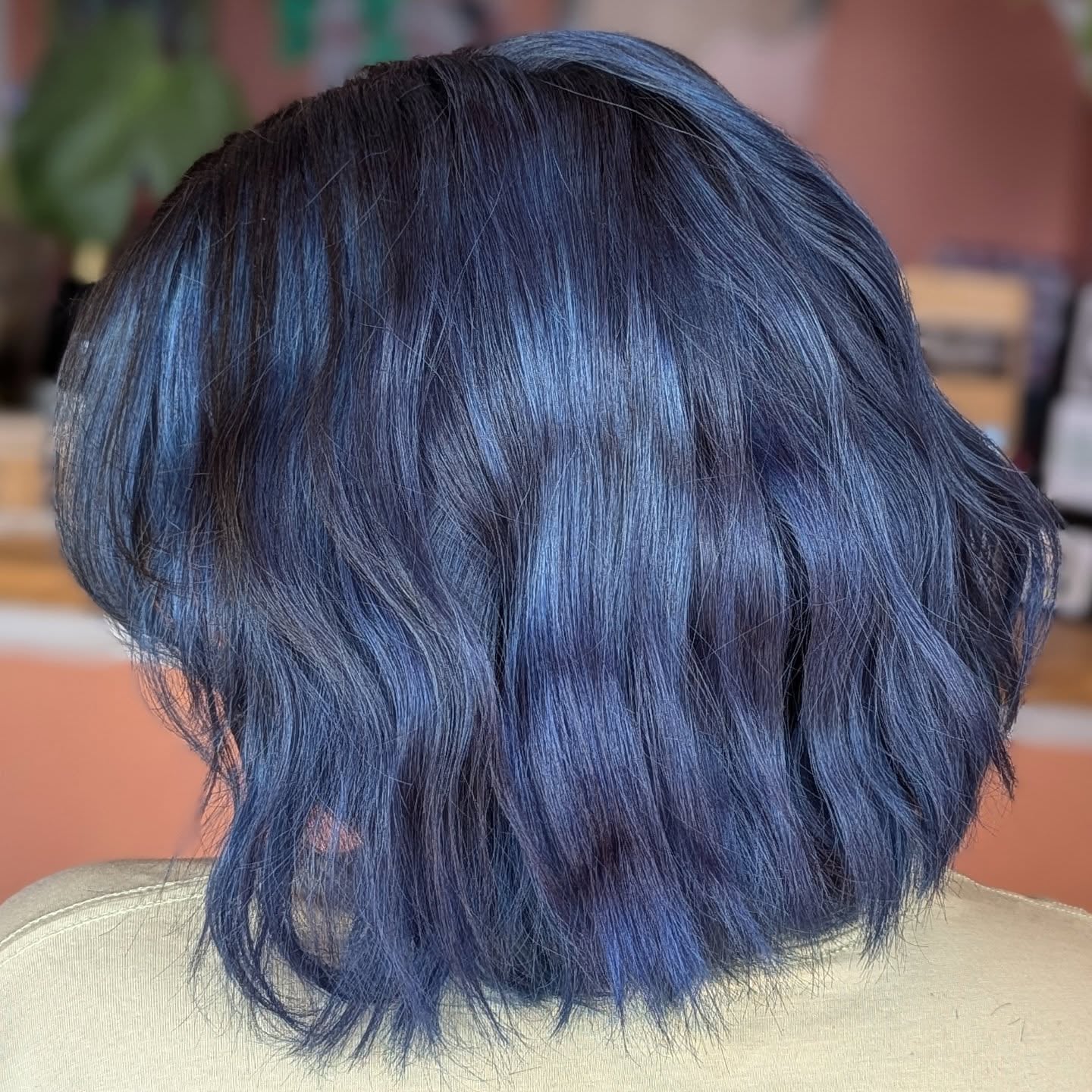 Navy Hair Color Ideas: Shades, Skin Tone & Pre-Lightening Tips
