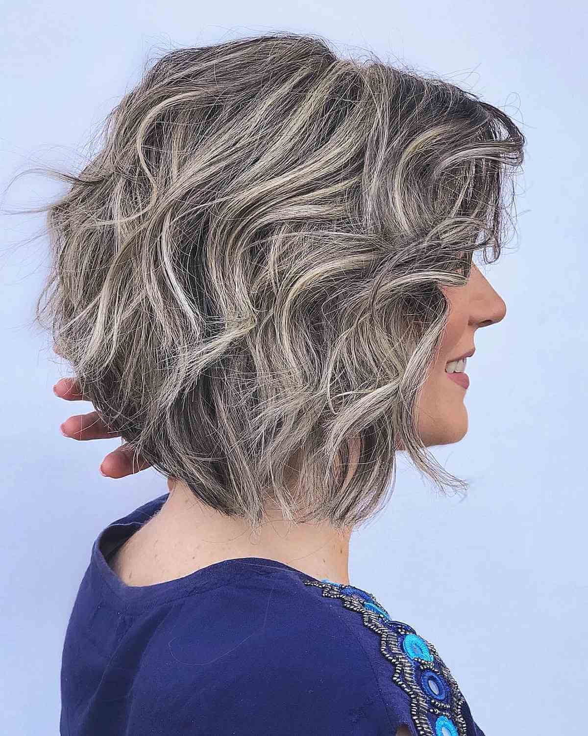 Platinum Blonde Highlights: Trends, Techniques & Expert Advice