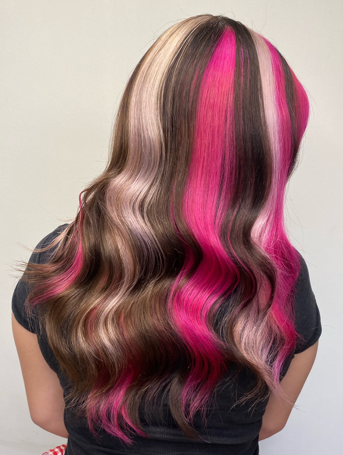 Neapolitan Hair Color: 2026 Trends & Shades to Flatter Your Skin