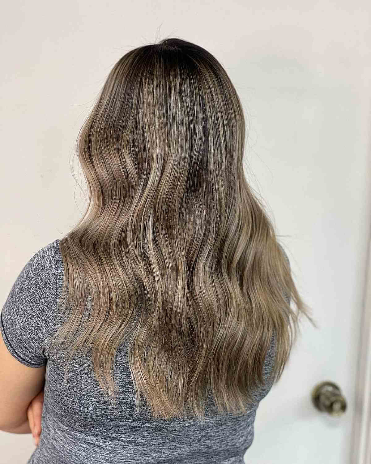 Mushroom Blonde Hair Color: Shades, Ideas & How to Achieve the Perfect Look
