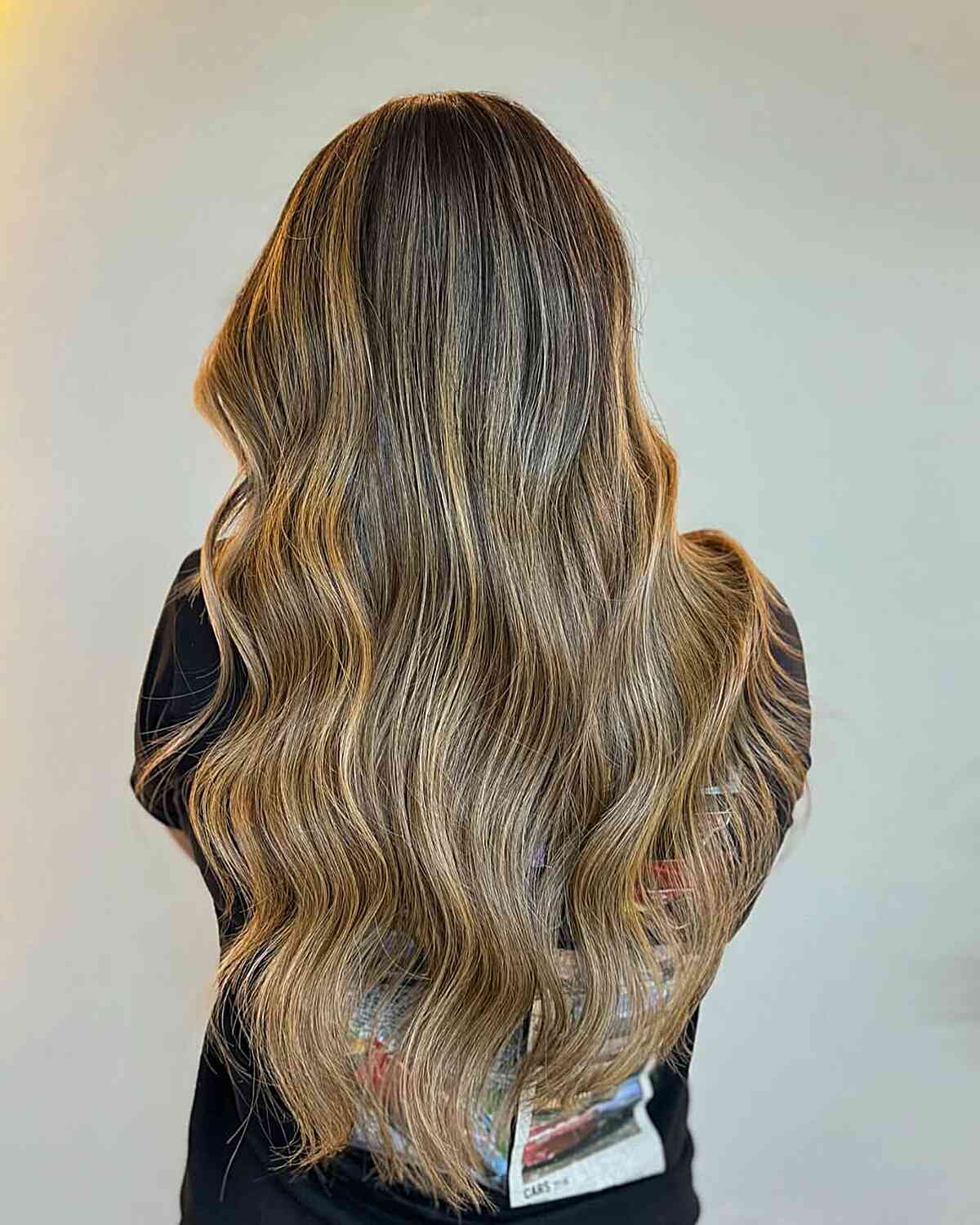 Honey Blonde Balayage: Shades, Skin Tone & Expert Advice