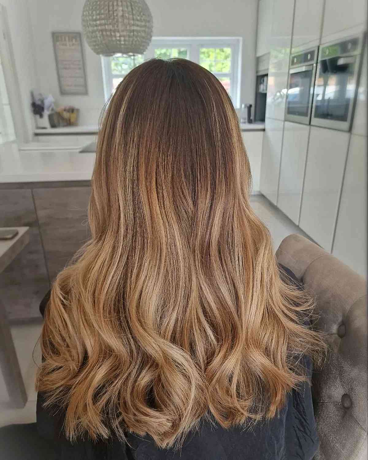 Honey Blonde Balayage: Shades, Skin Tone & Expert Advice