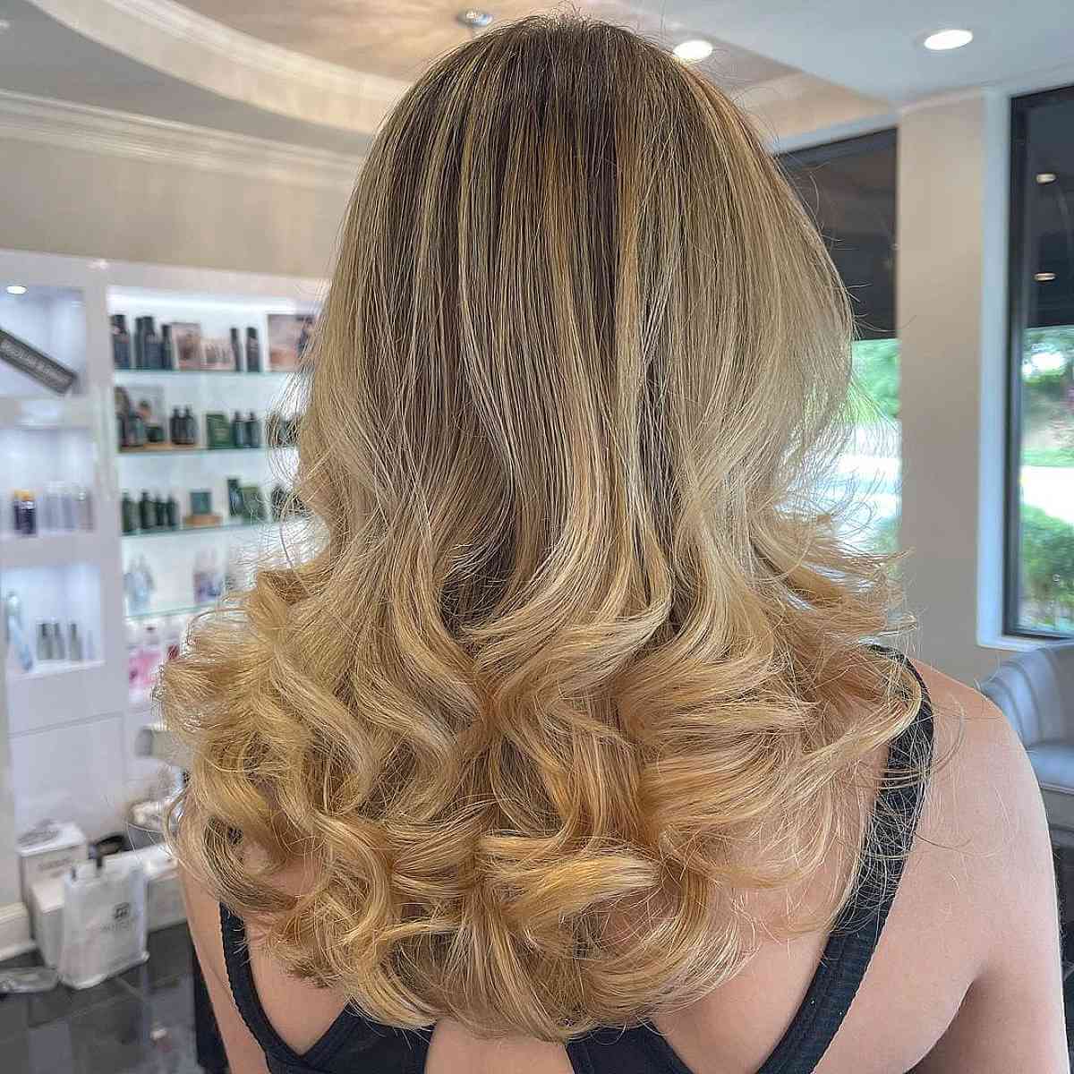 Honey Blonde Balayage: Shades, Skin Tone & Expert Advice