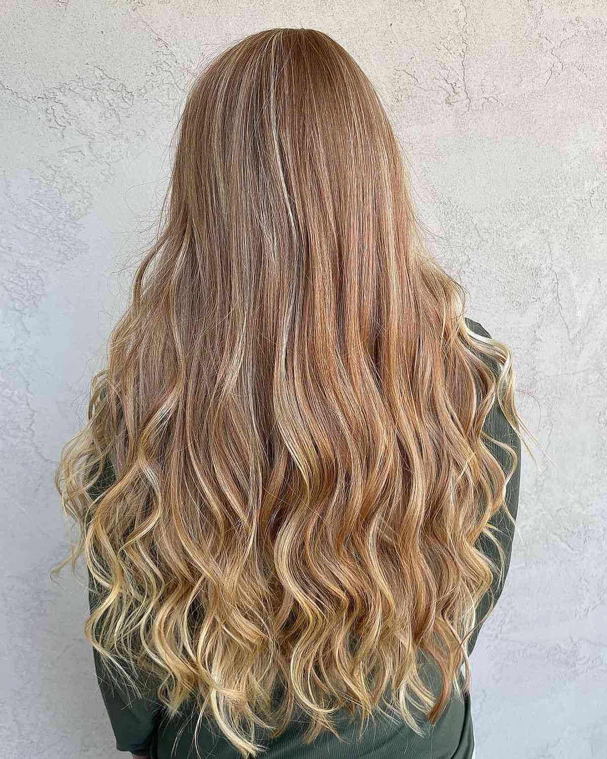 Strawberry Blonde Balayage: Ideas, Maintenance & Expert Tips
