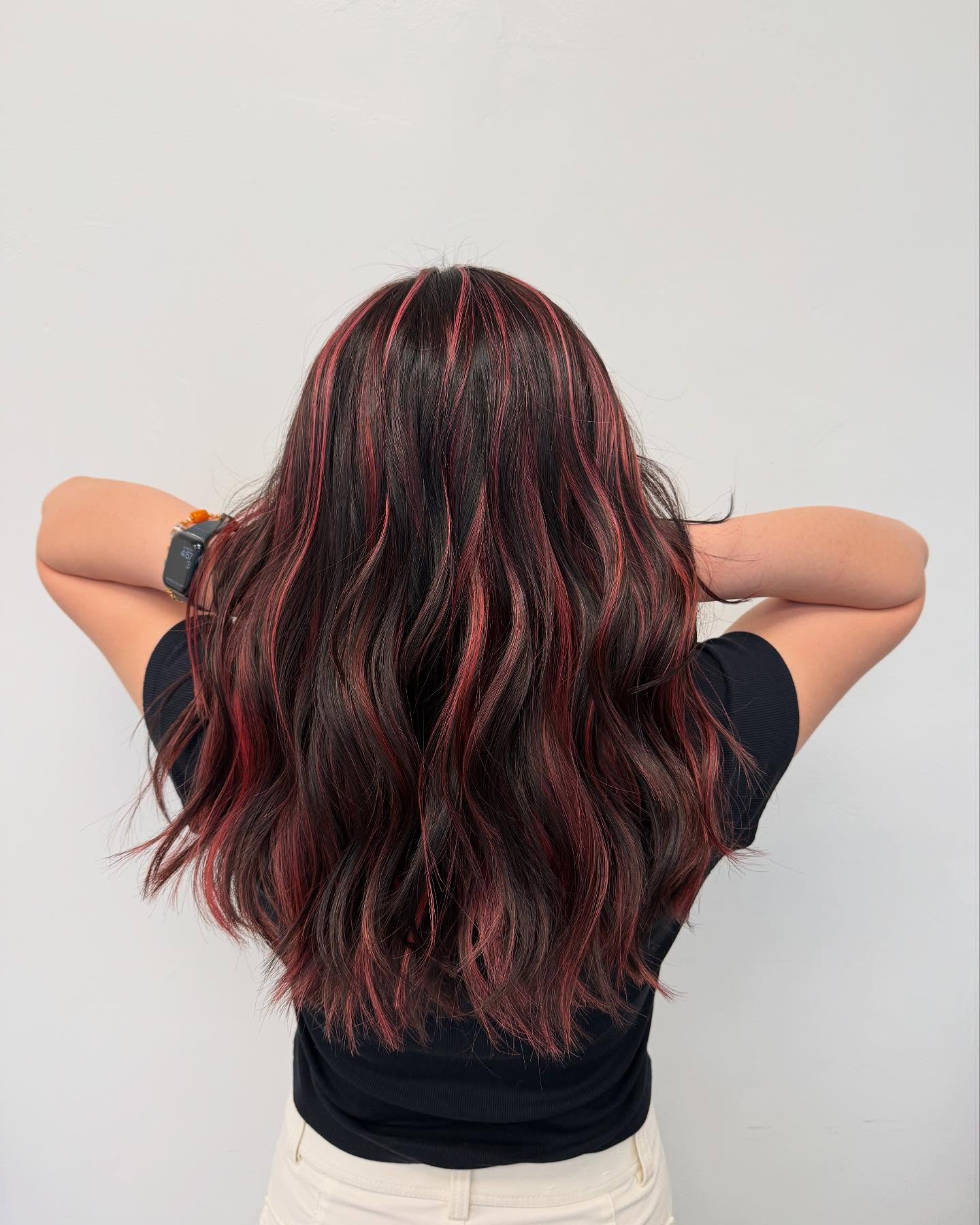 Best Red Hair Highlights for Brown Hair: Shades & Tips