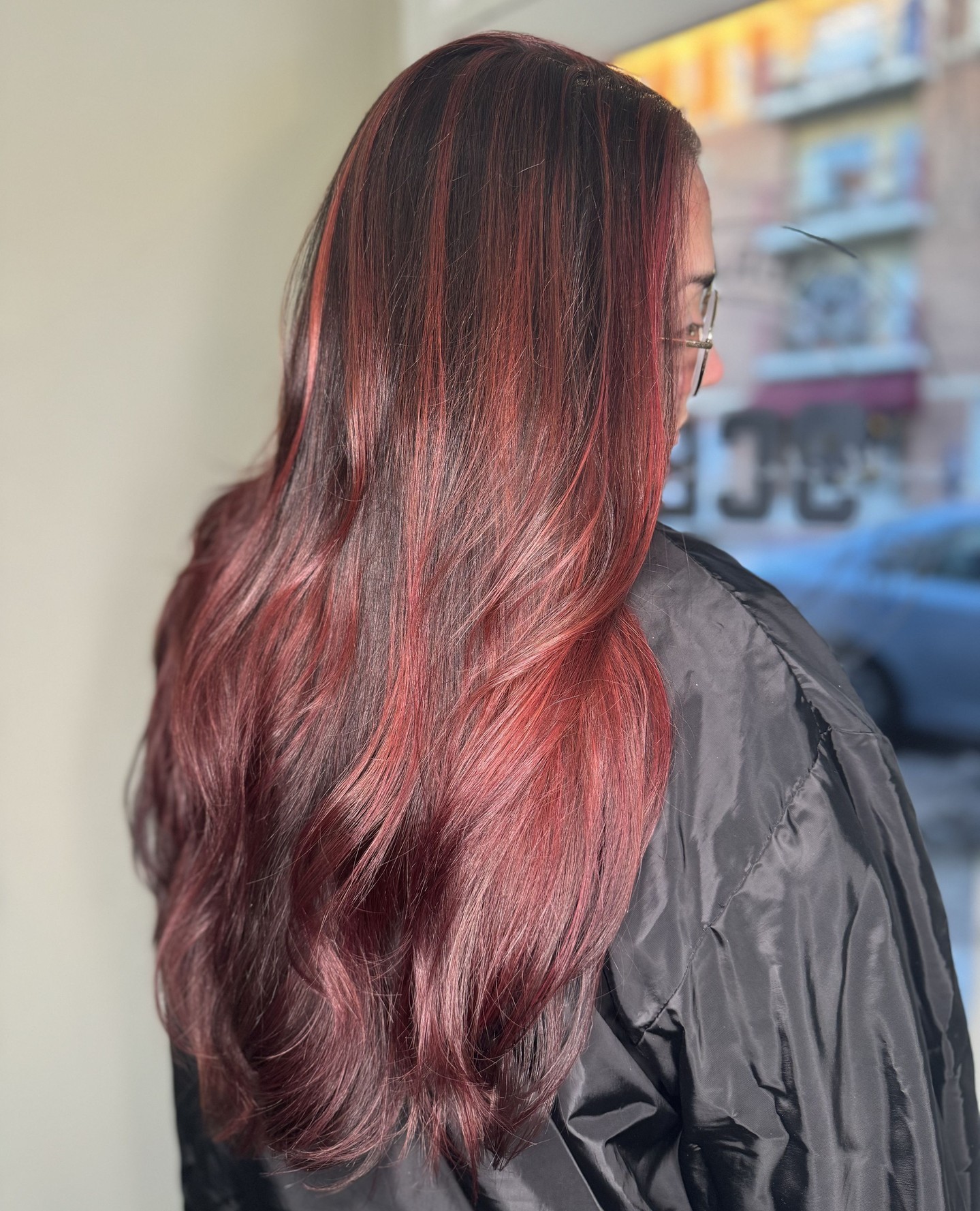 Best Red Hair Highlights for Brown Hair: Shades & Tips