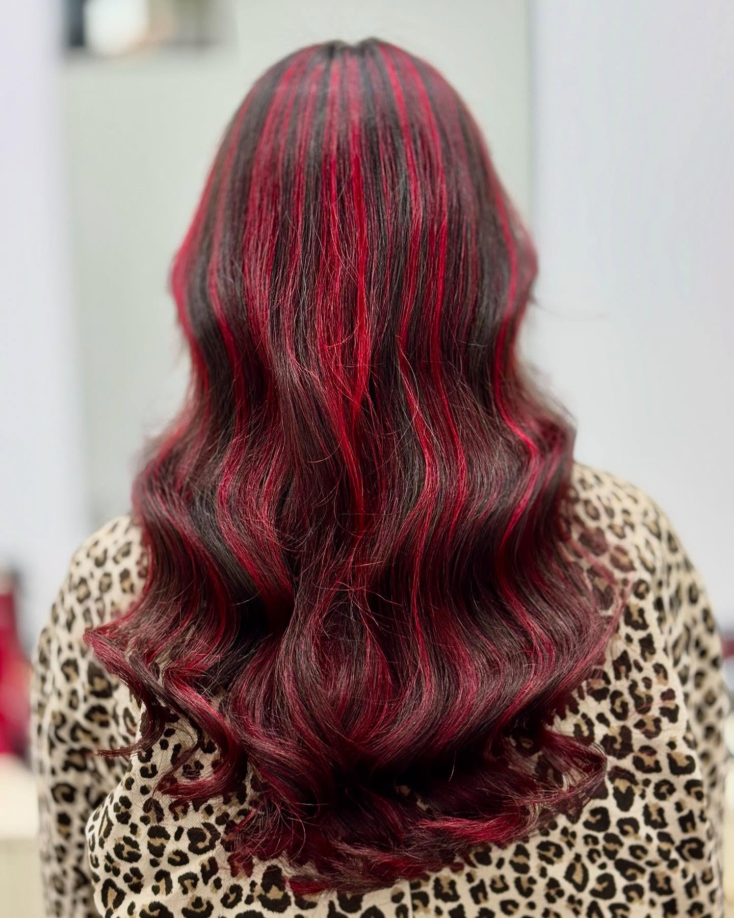 Best Red Hair Highlights for Brown Hair: Shades & Tips