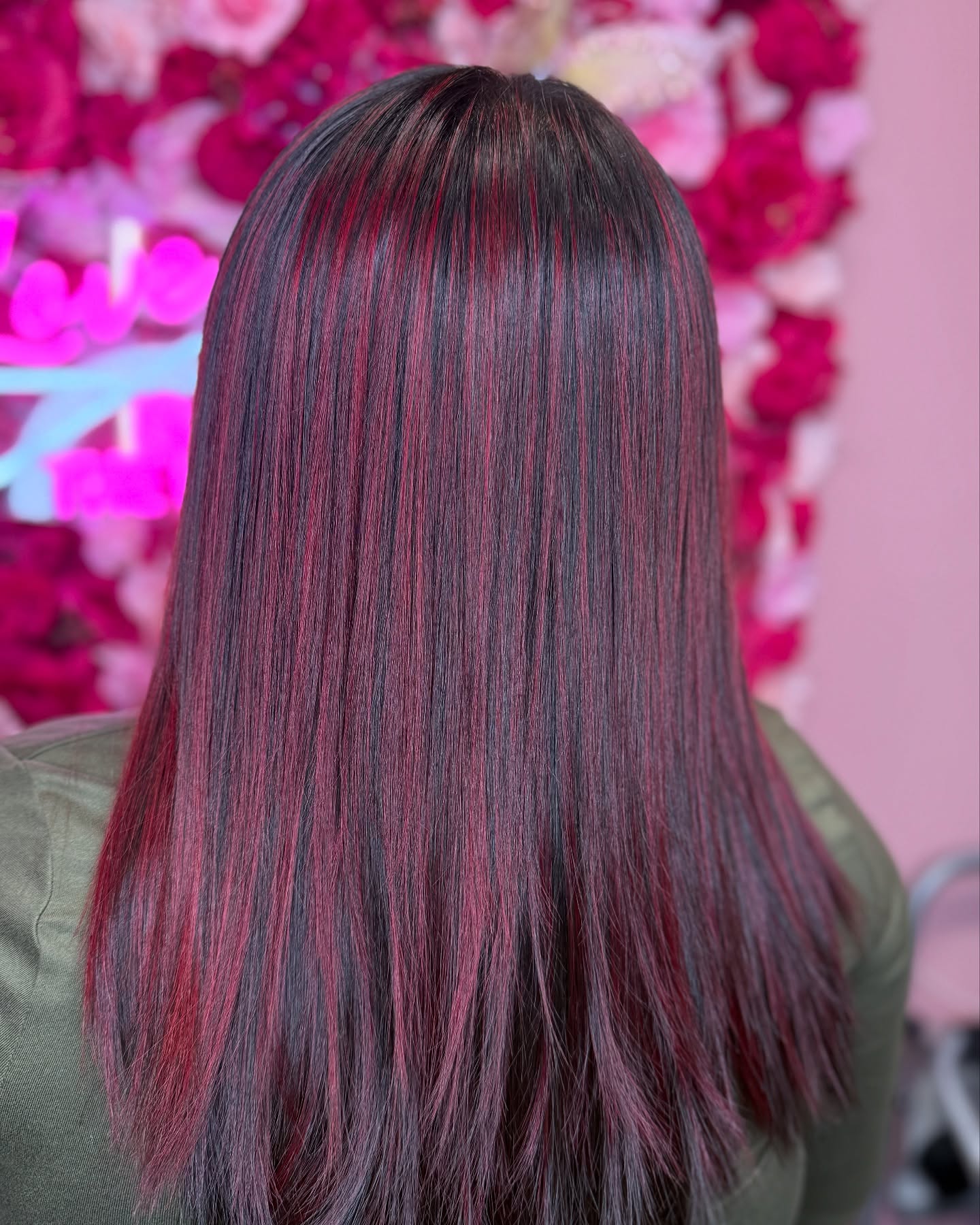 Best Red Hair Highlights for Brown Hair: Shades & Tips