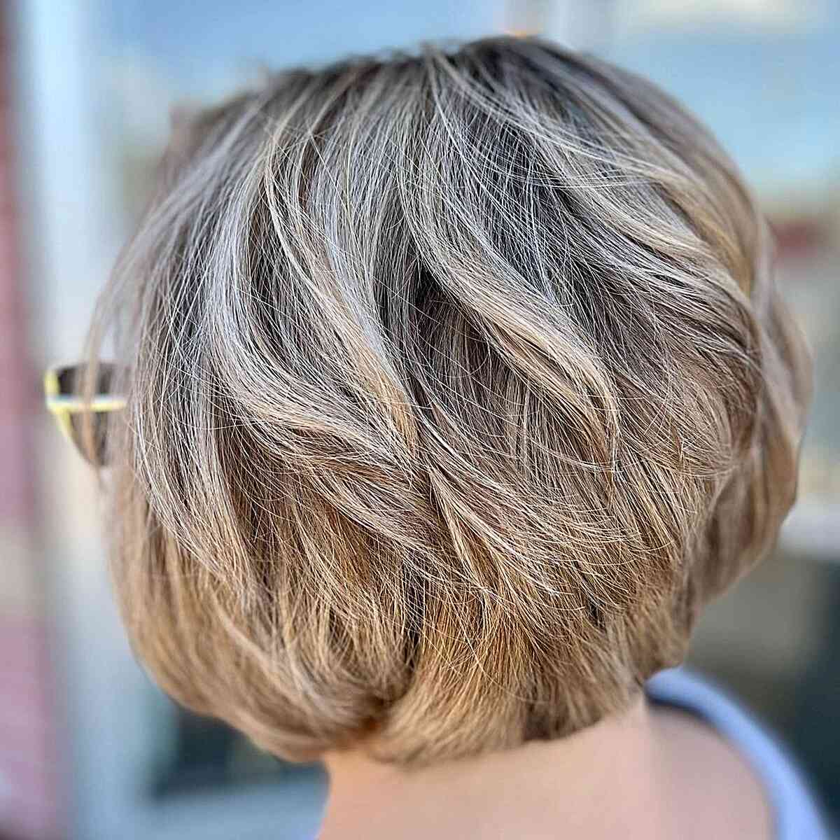 Dishwater Blonde Hair Colors: Shades & Tips for a Perfect Match