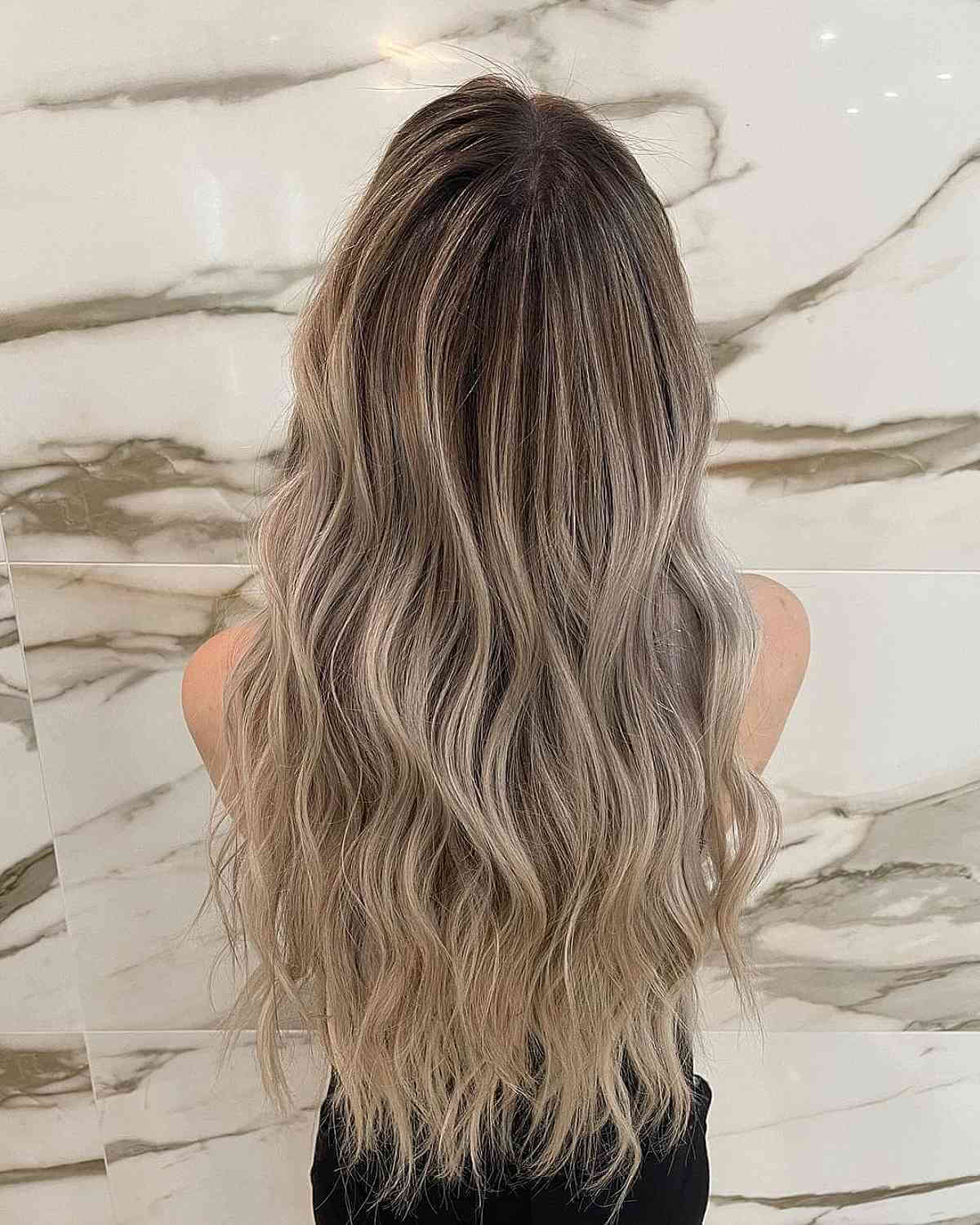 Dishwater Blonde Hair Colors: Shades & Tips for a Perfect Match