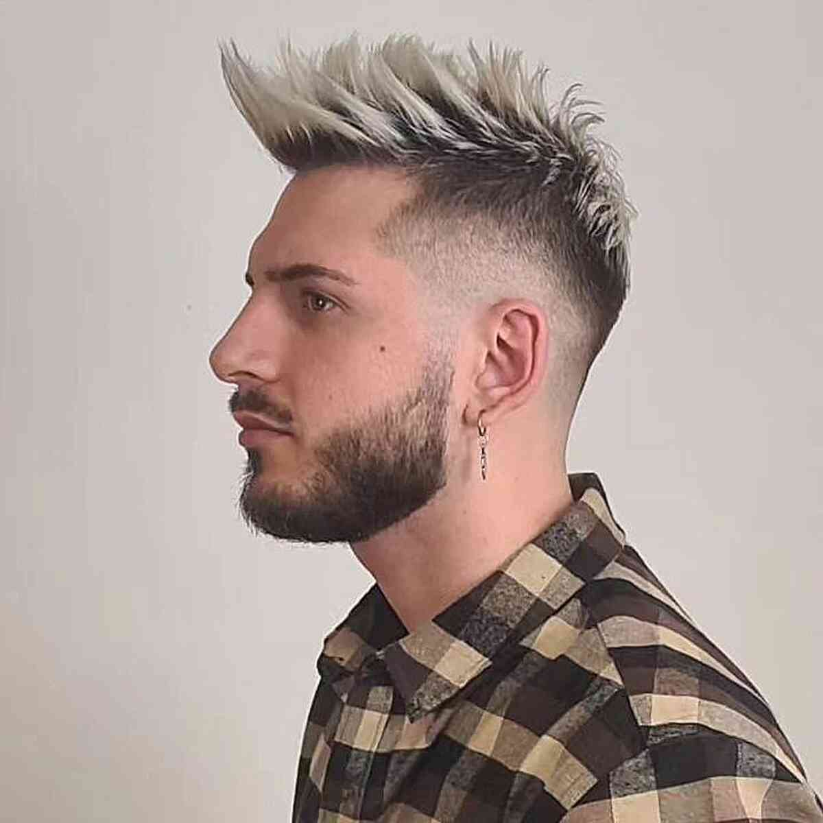 Modern Hair Trends for Men: 25 Ideas & Frosted Tips Inspiration