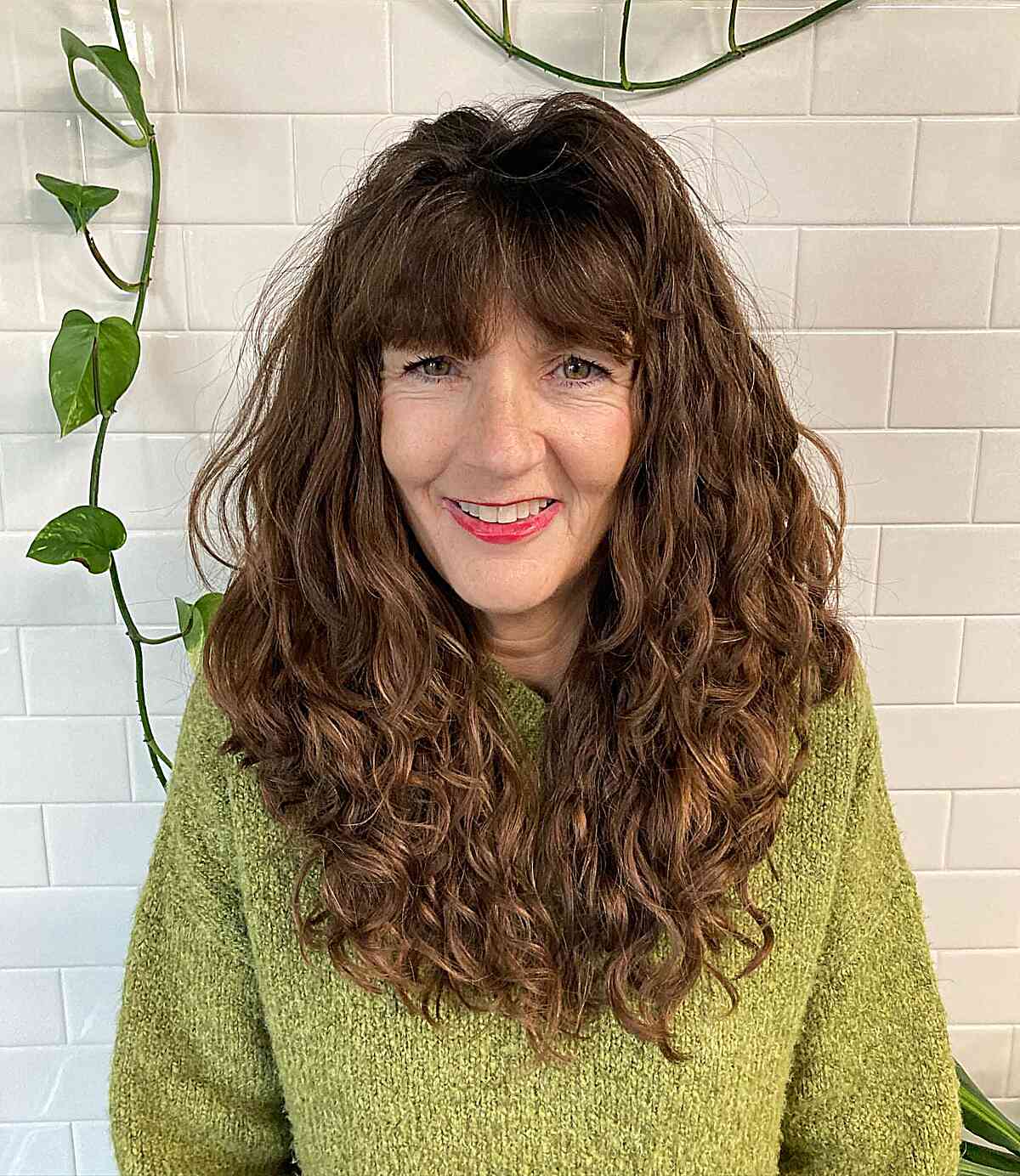 Best Curly Hairdos for Women Over 60: 28 Stylish & Easy Looks