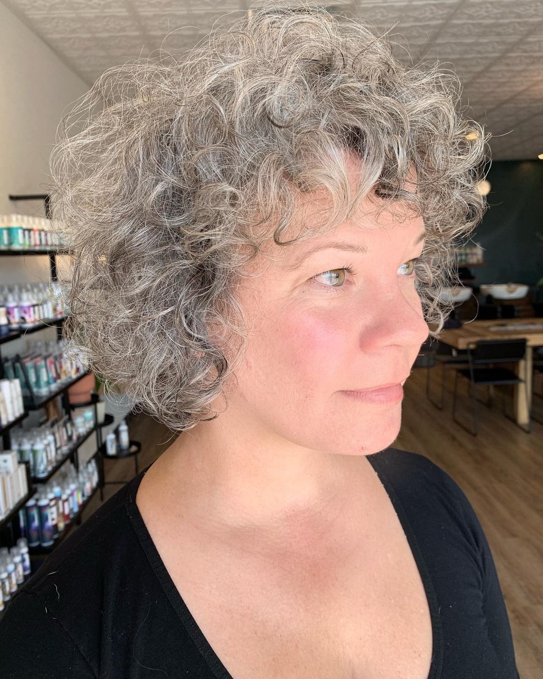 Curly Bob with Bangs: Styles & How to Choose the Best Cut for You