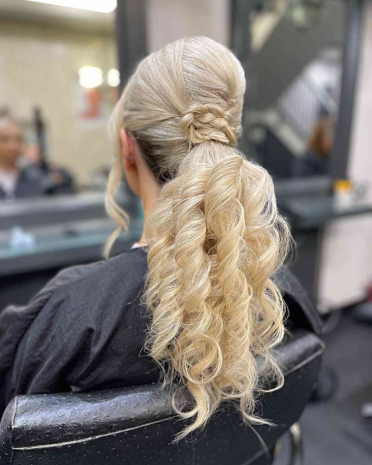 Stylish Curly Ponytail Ideas: 25 Glamorous Looks
