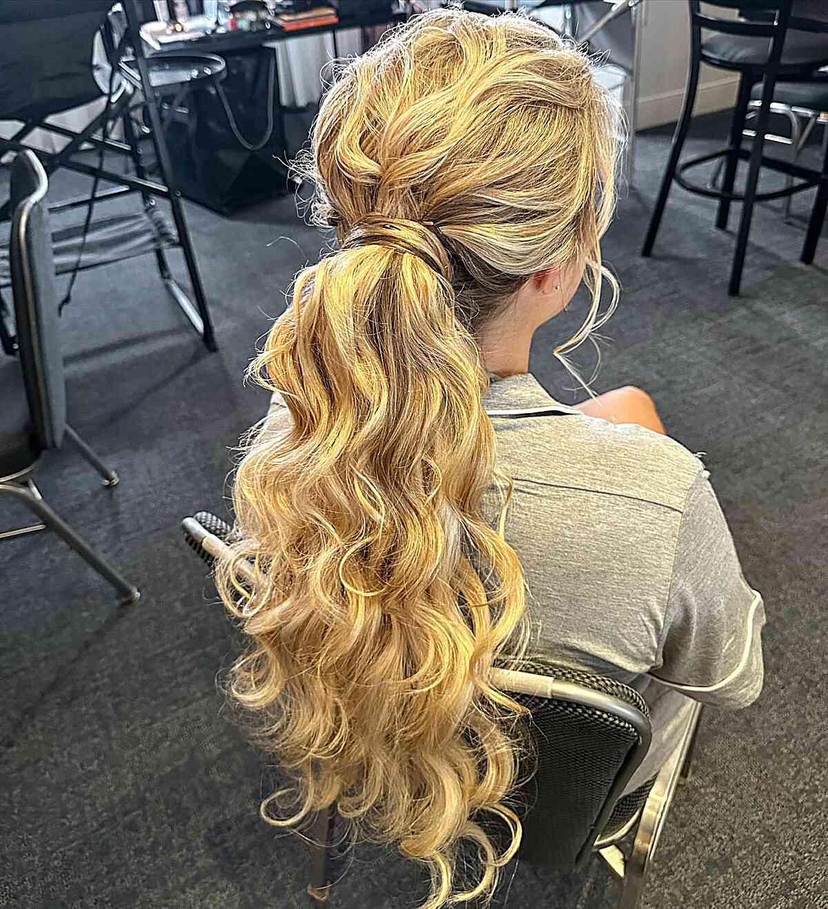 Stylish Curly Ponytail Ideas: 25 Glamorous Looks