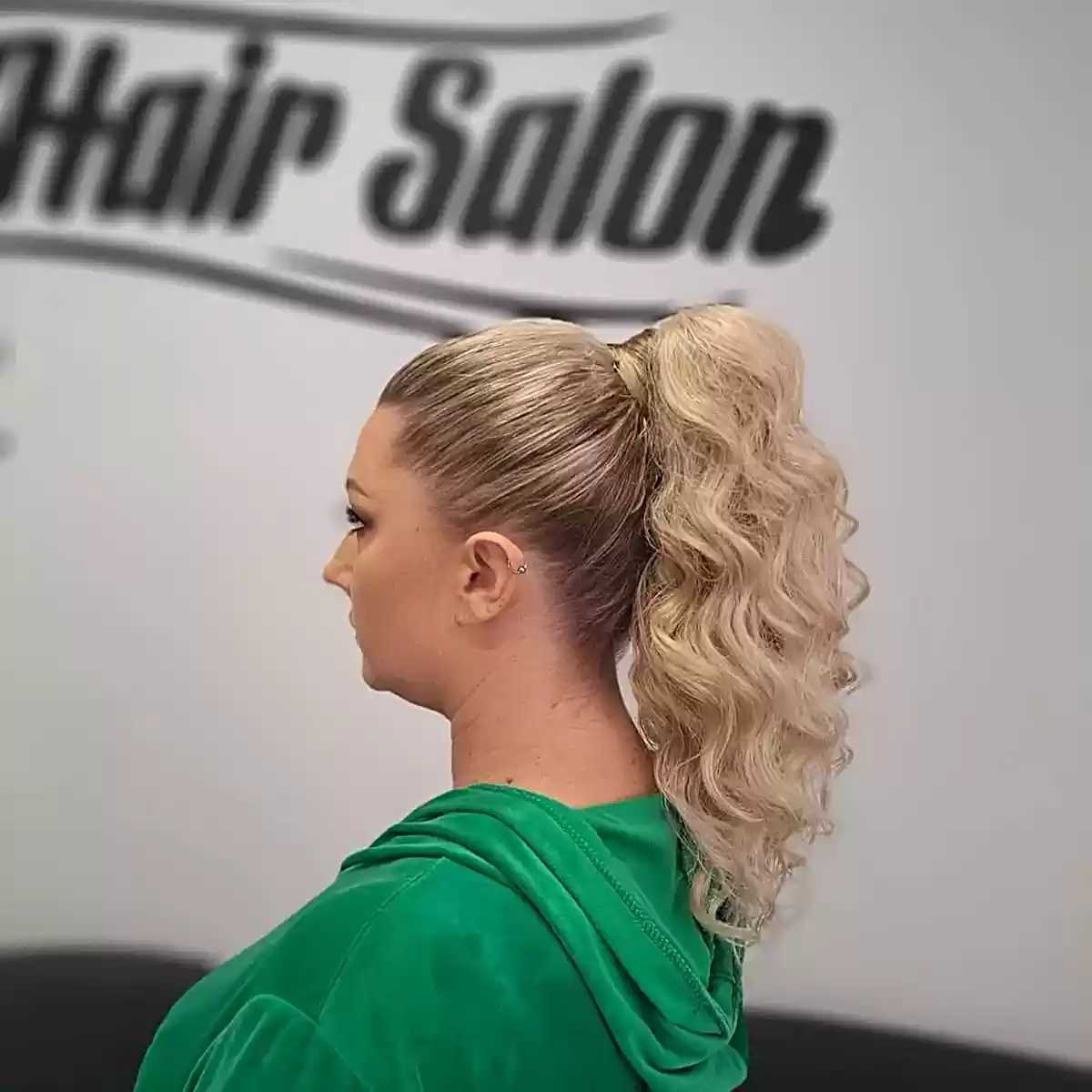 Stylish Curly Ponytail Ideas: 25 Glamorous Looks