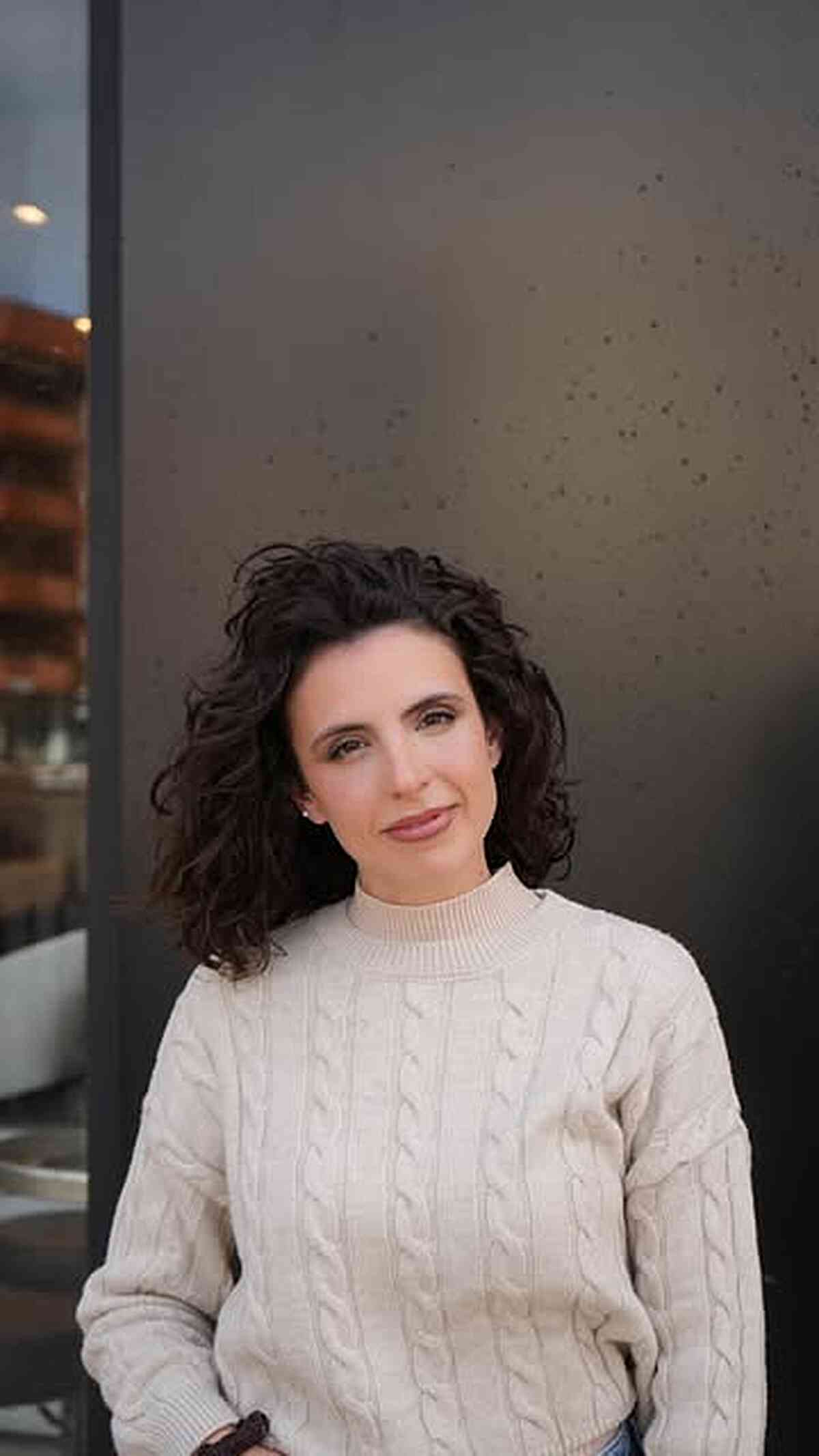 Stylish Curly Hairstyles for Women Over 50 | 2026 Trends