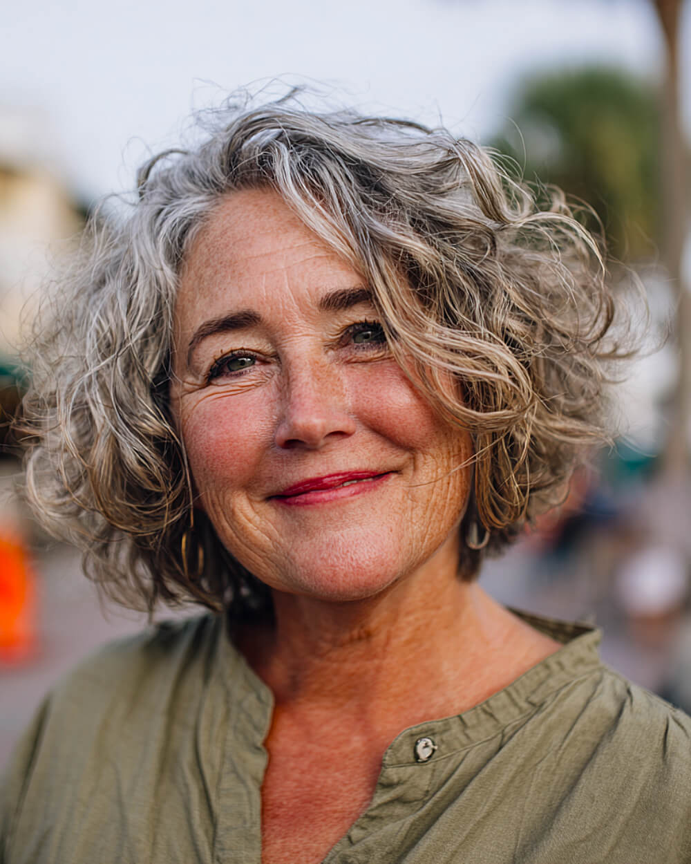 Best Curly Bob Styles for Women Over 50 in 2026