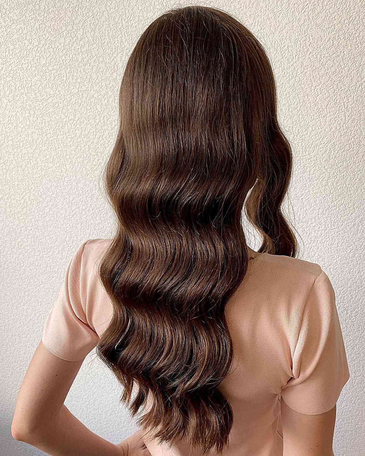 Hollywood Waves: 28 Stunning Styles for Special Occasions