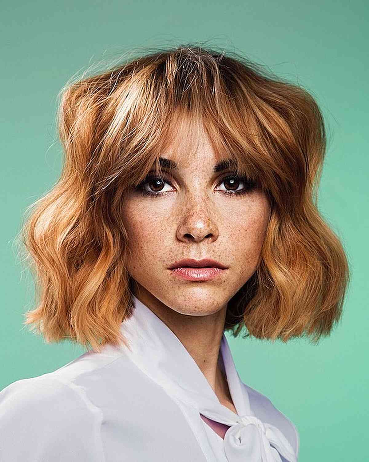 Wavy Bob with Bangs: The Ultimate Guide & Styling Tips