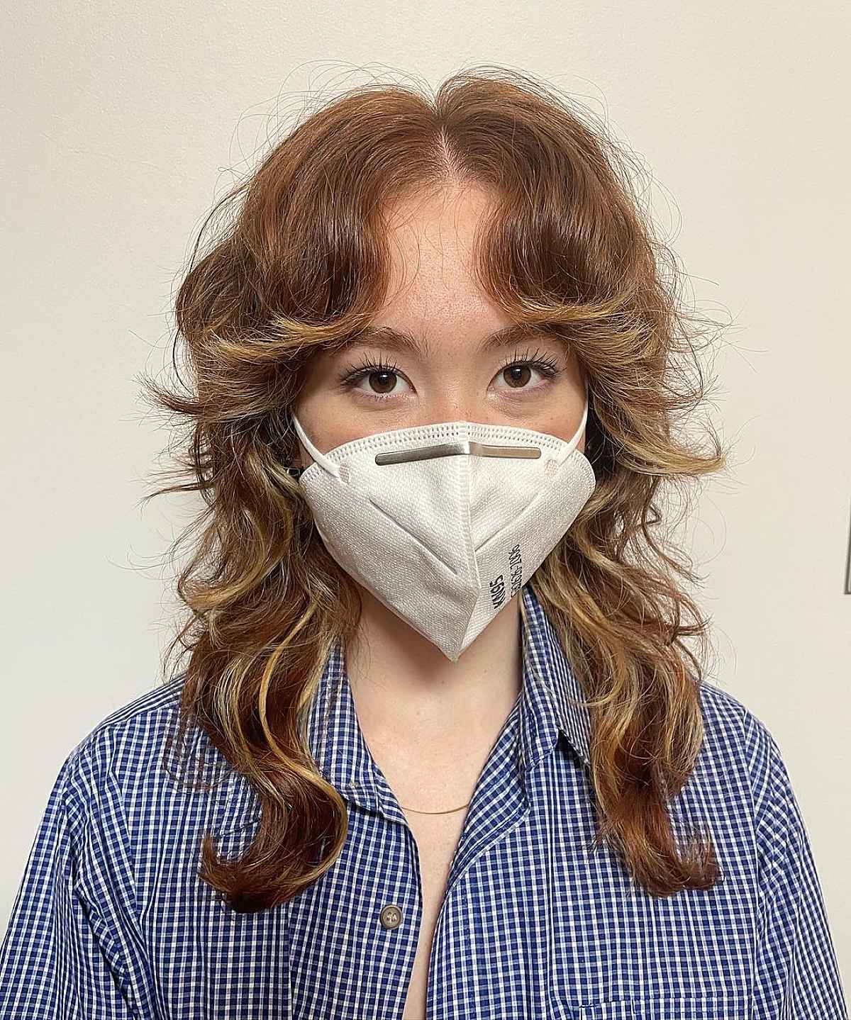 Curtain Bangs & Wavy Hair: 29 Styling Ideas & Expert Tips